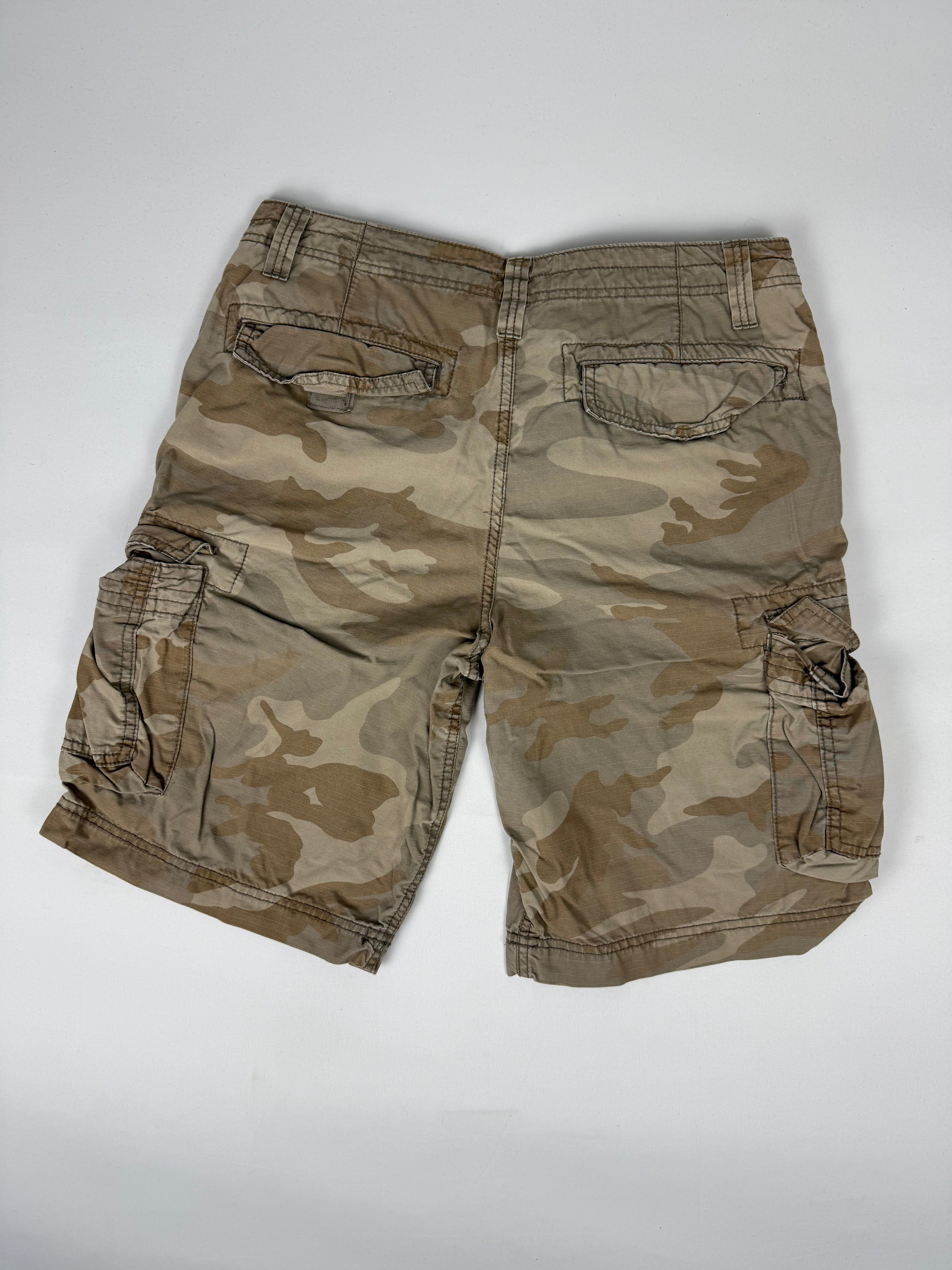 Khaki camo print baggy mid short (L)