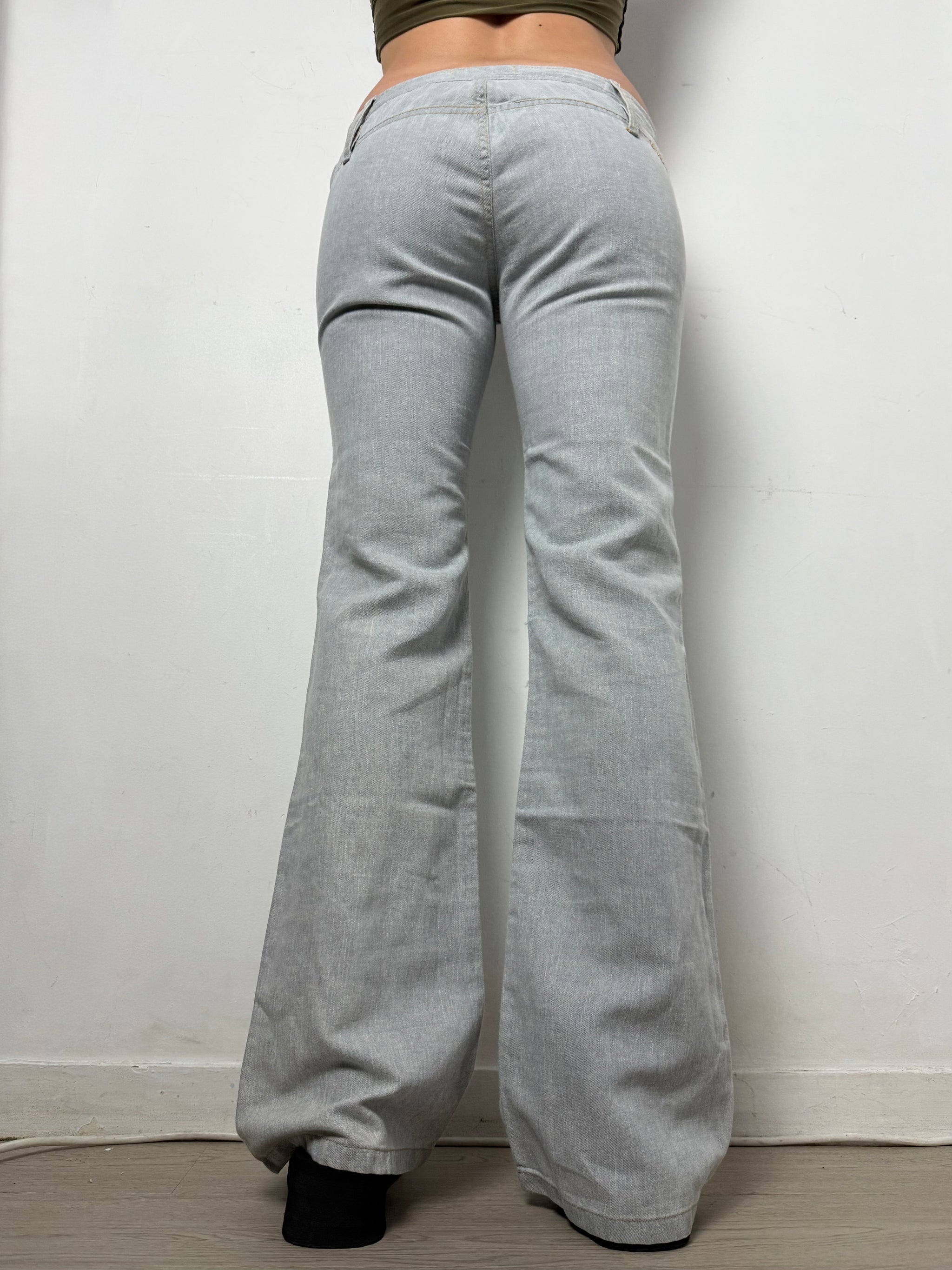Grey denim low rise flare pants (M/L)
