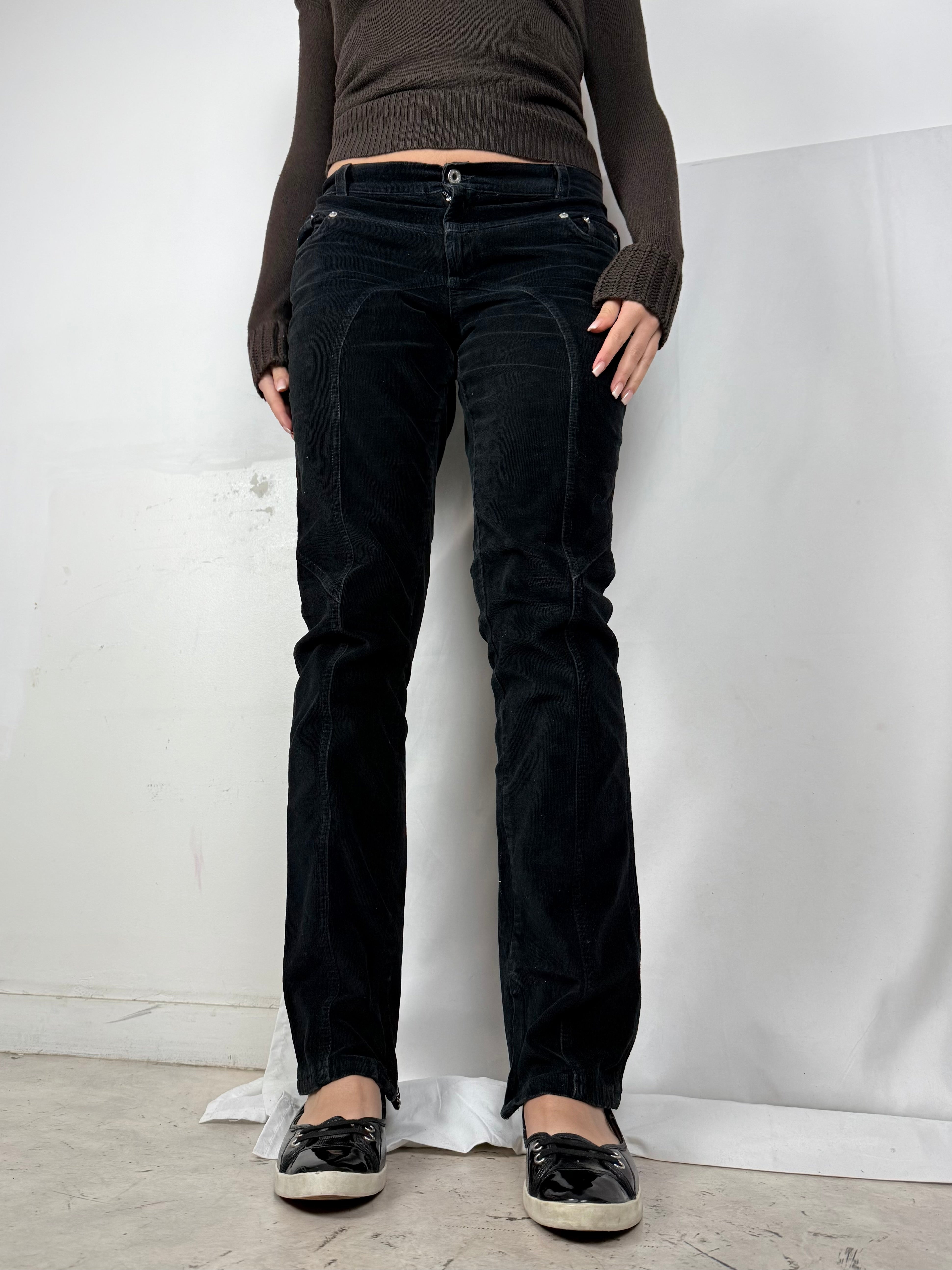 Black velvet ribbed low rise straight legs pants (M/L)