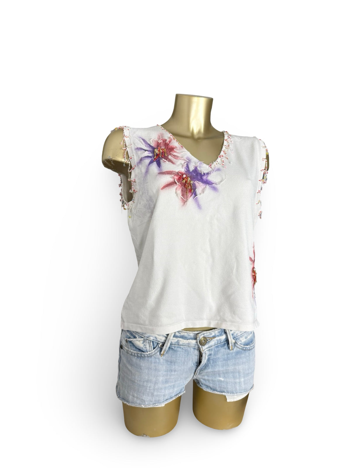 White floral pearls tank top (XL)
