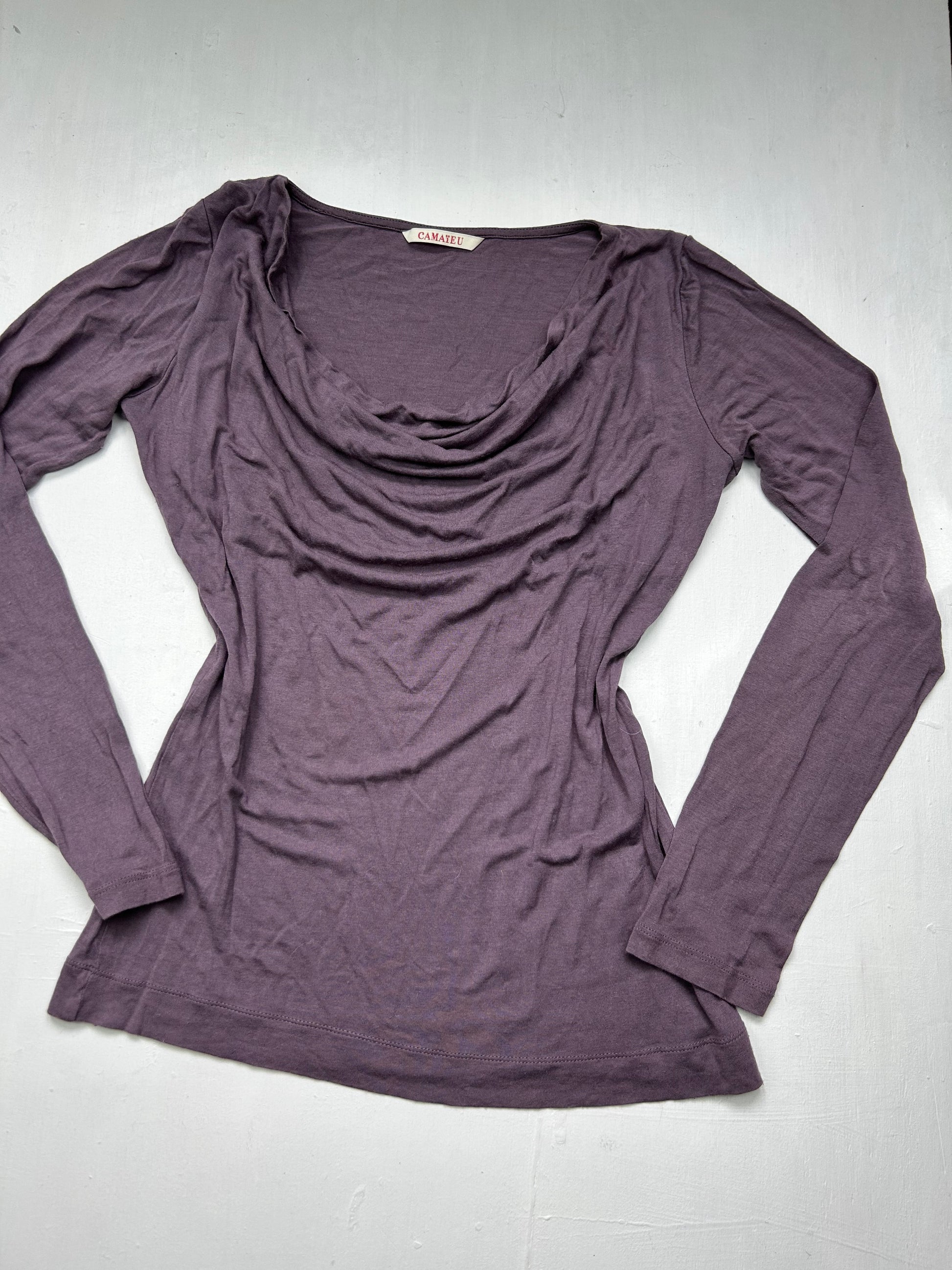 Purple plunge neck stretchy long sleeves top (S/M)