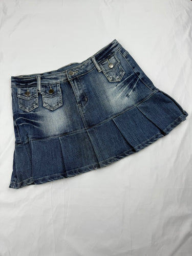 Blue denim low rise pleated mini skirt (S/M)