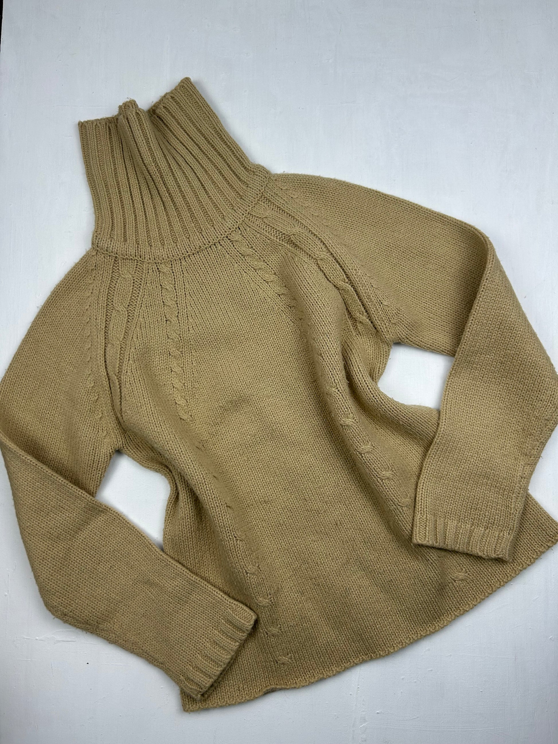 Beige turtleneck knitted  jumper (S/M)