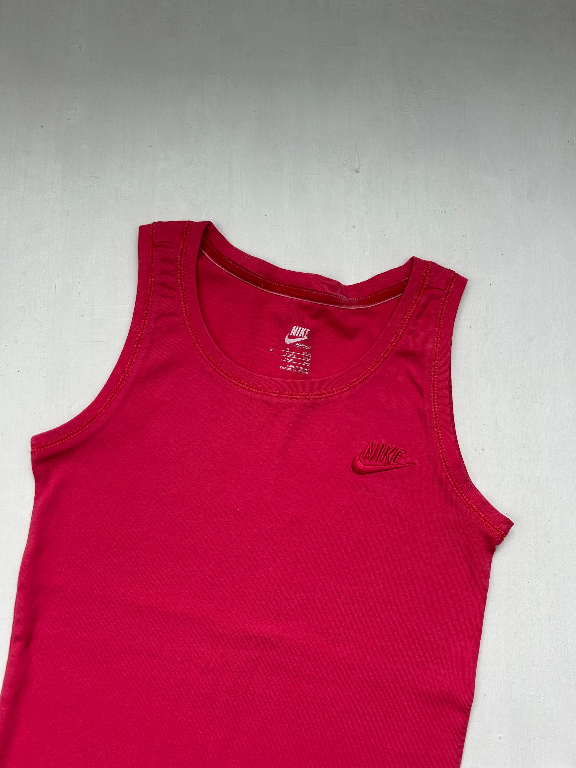 Pink swoosh logo top (S)