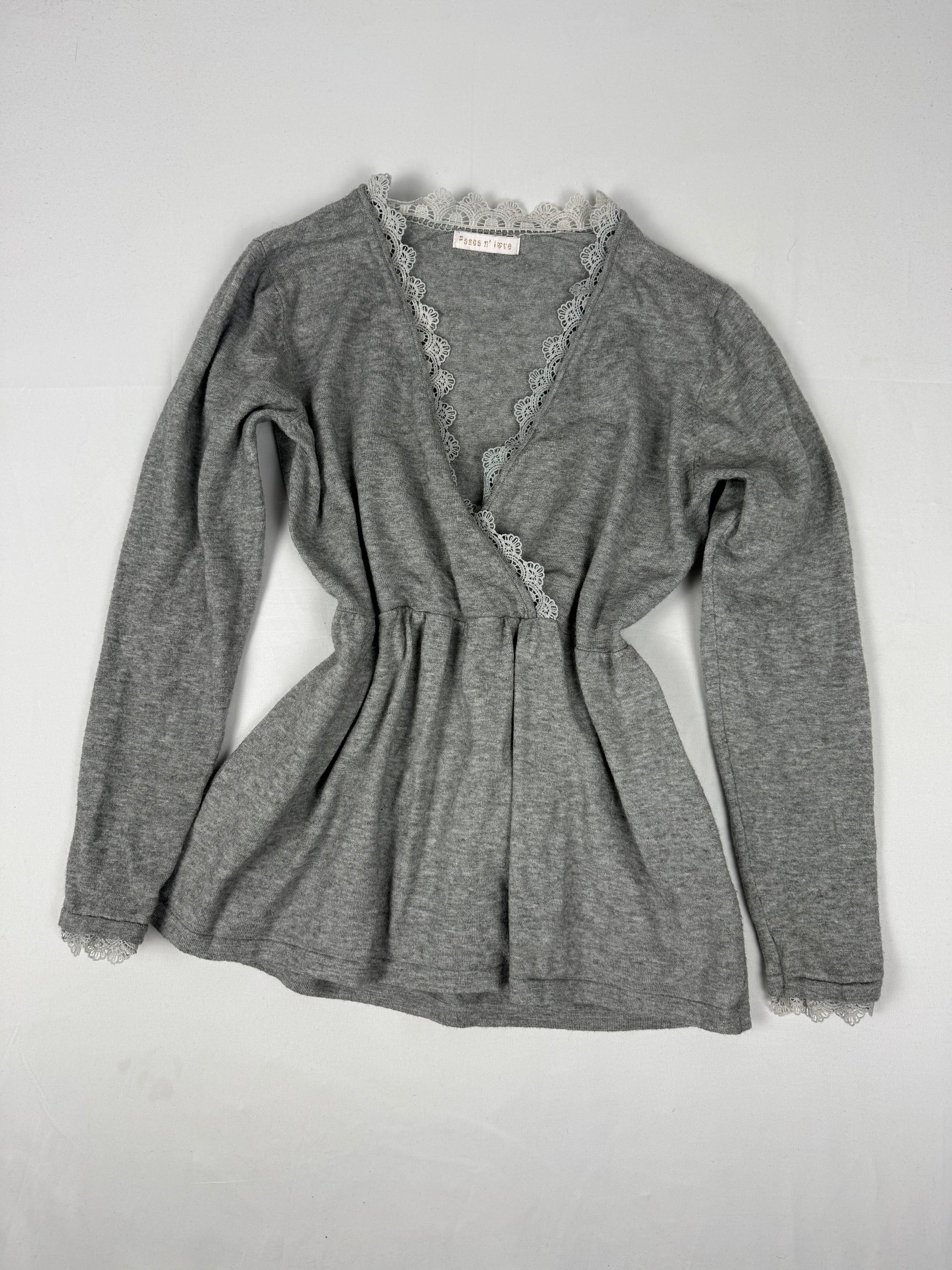 Grey wrapped embroidered jumper (S/M)