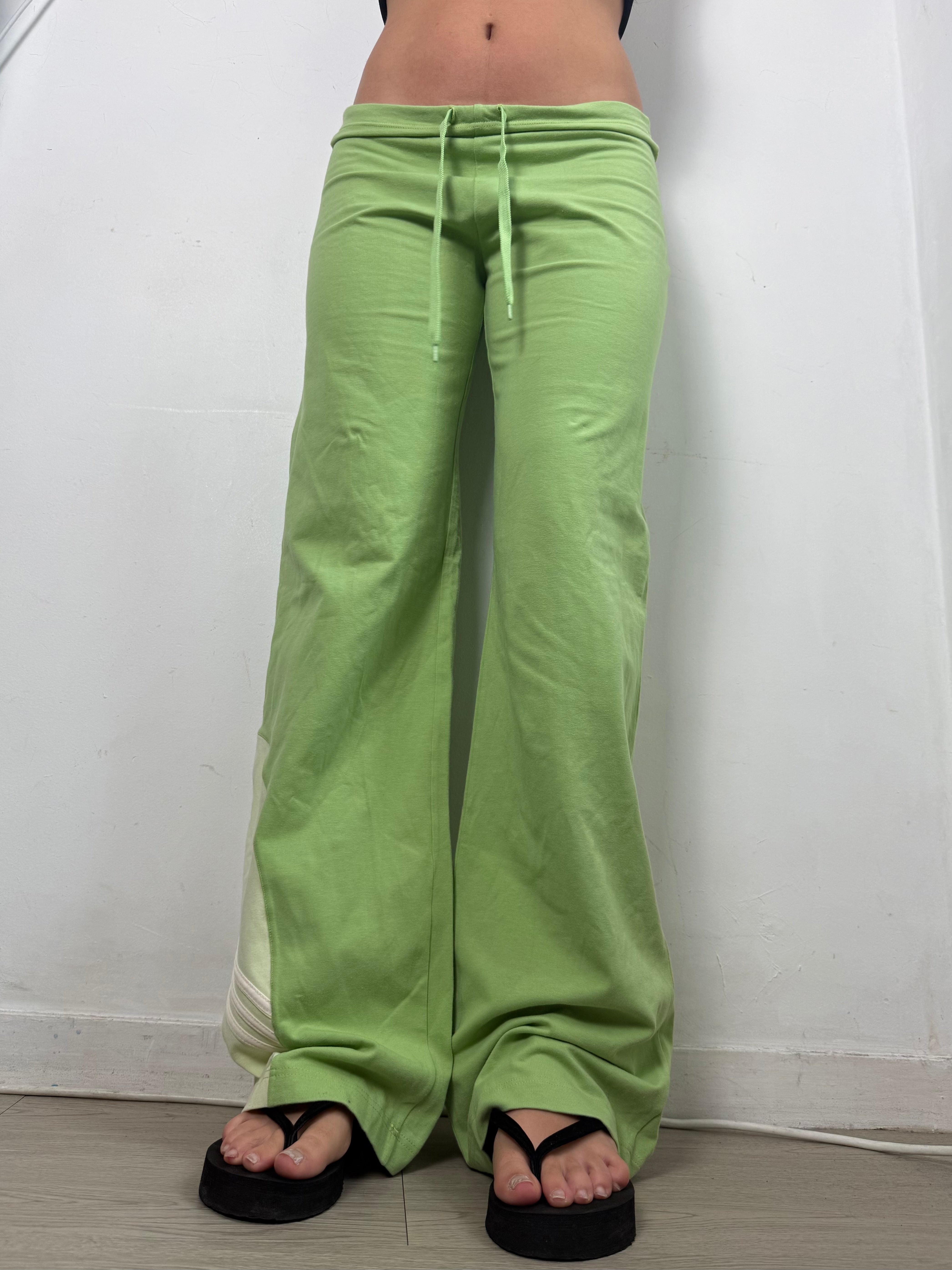 Green low rise activewear pants (XL)