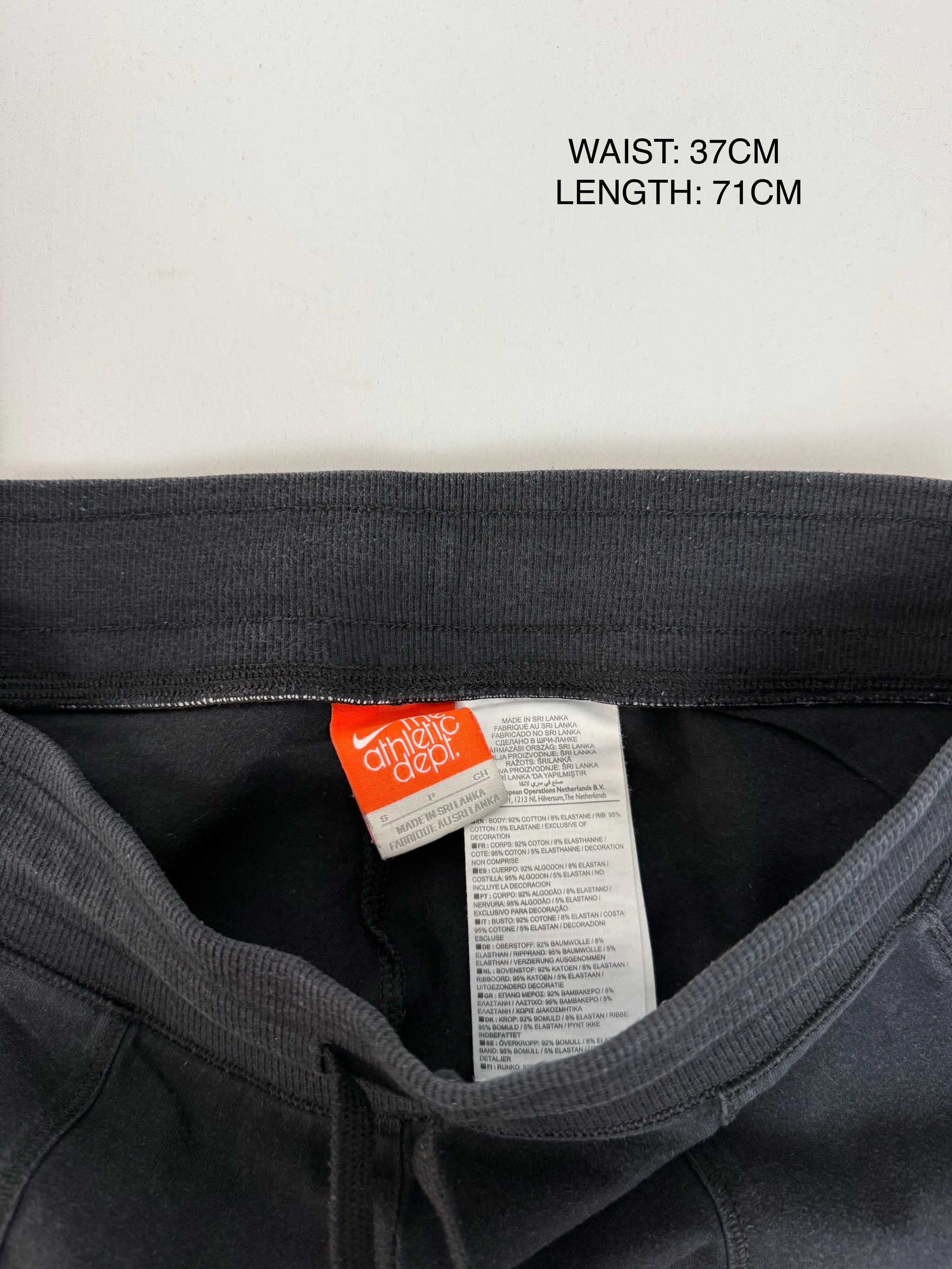 Black activewear cotton capri pants (S)