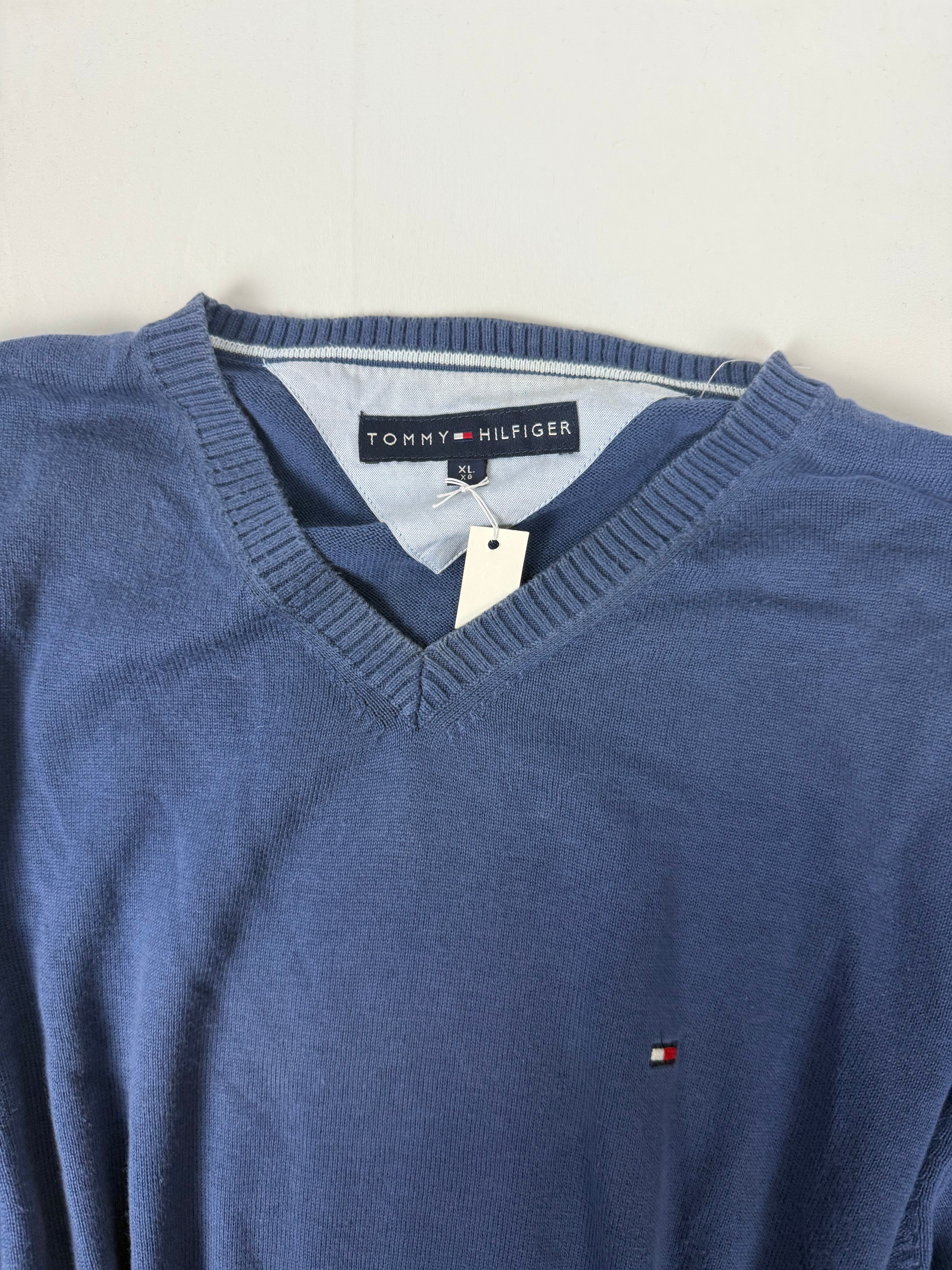 Blue 100% cotton 90s jumper (XL)