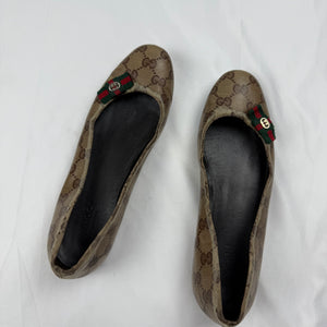 Beige monogram ballet flats slip on shoes (36)