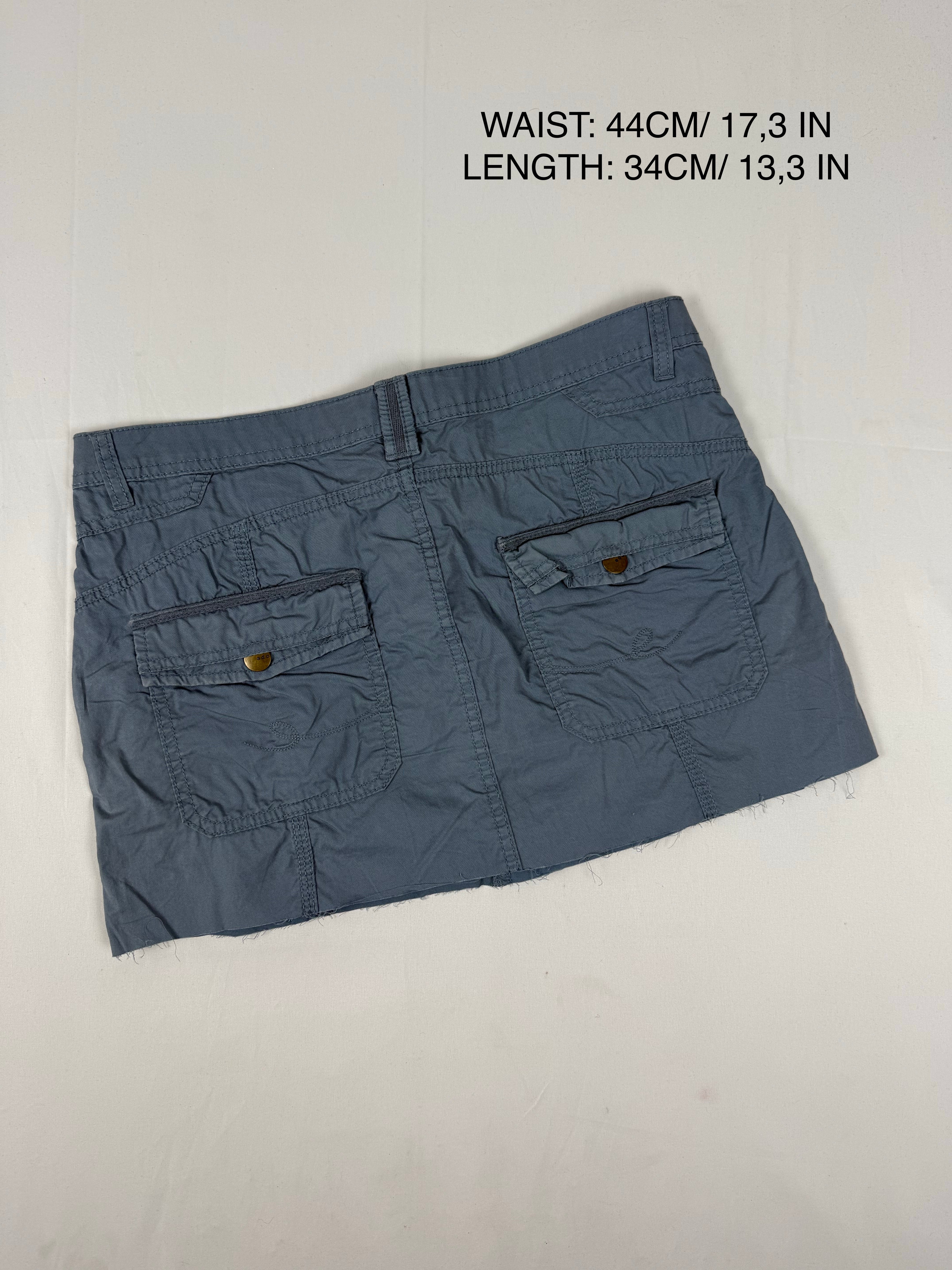 Blue 100% cotton low rise cargo mini skirt (M)