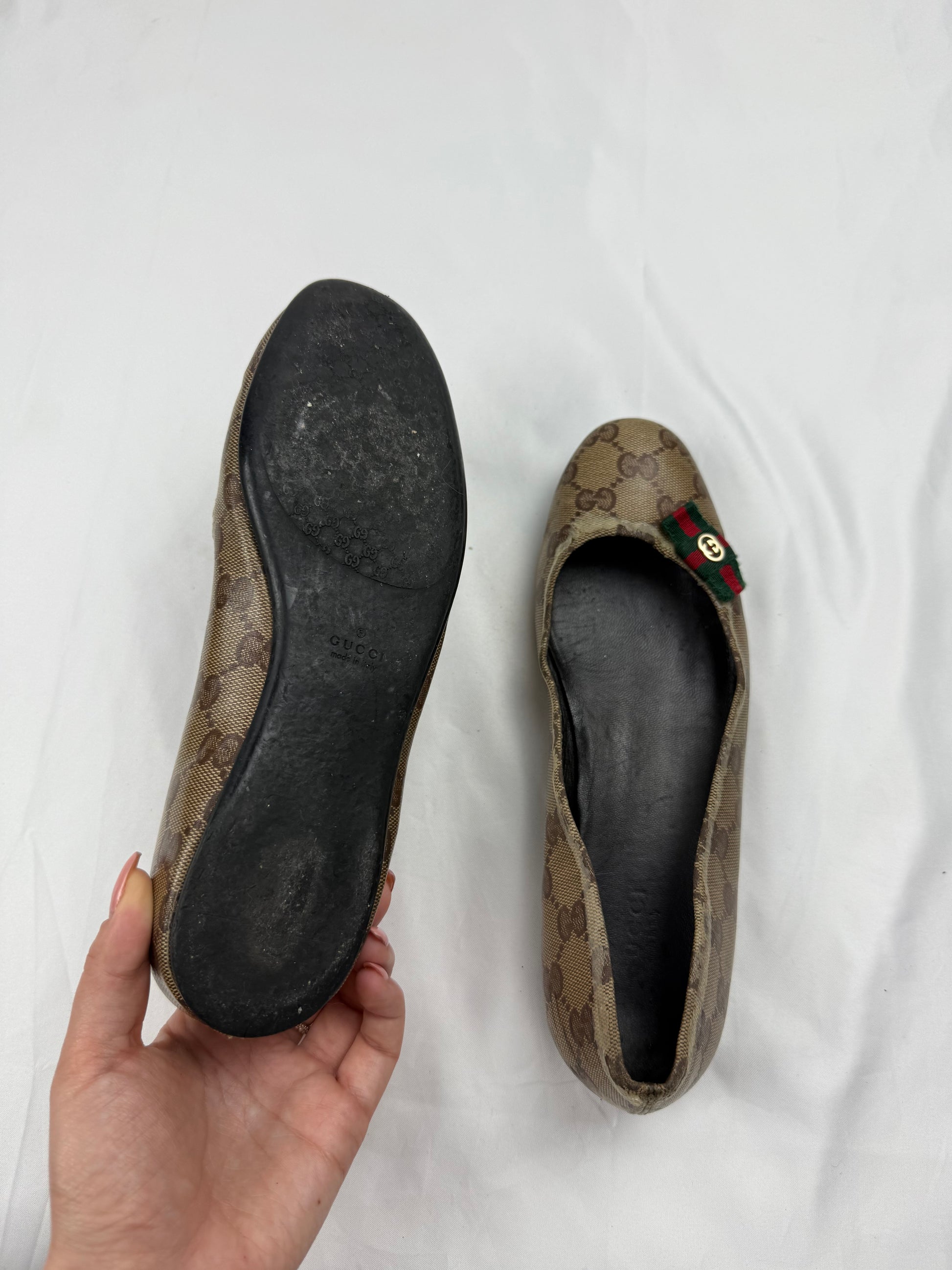 Beige monogram ballet flats slip on shoes (36)