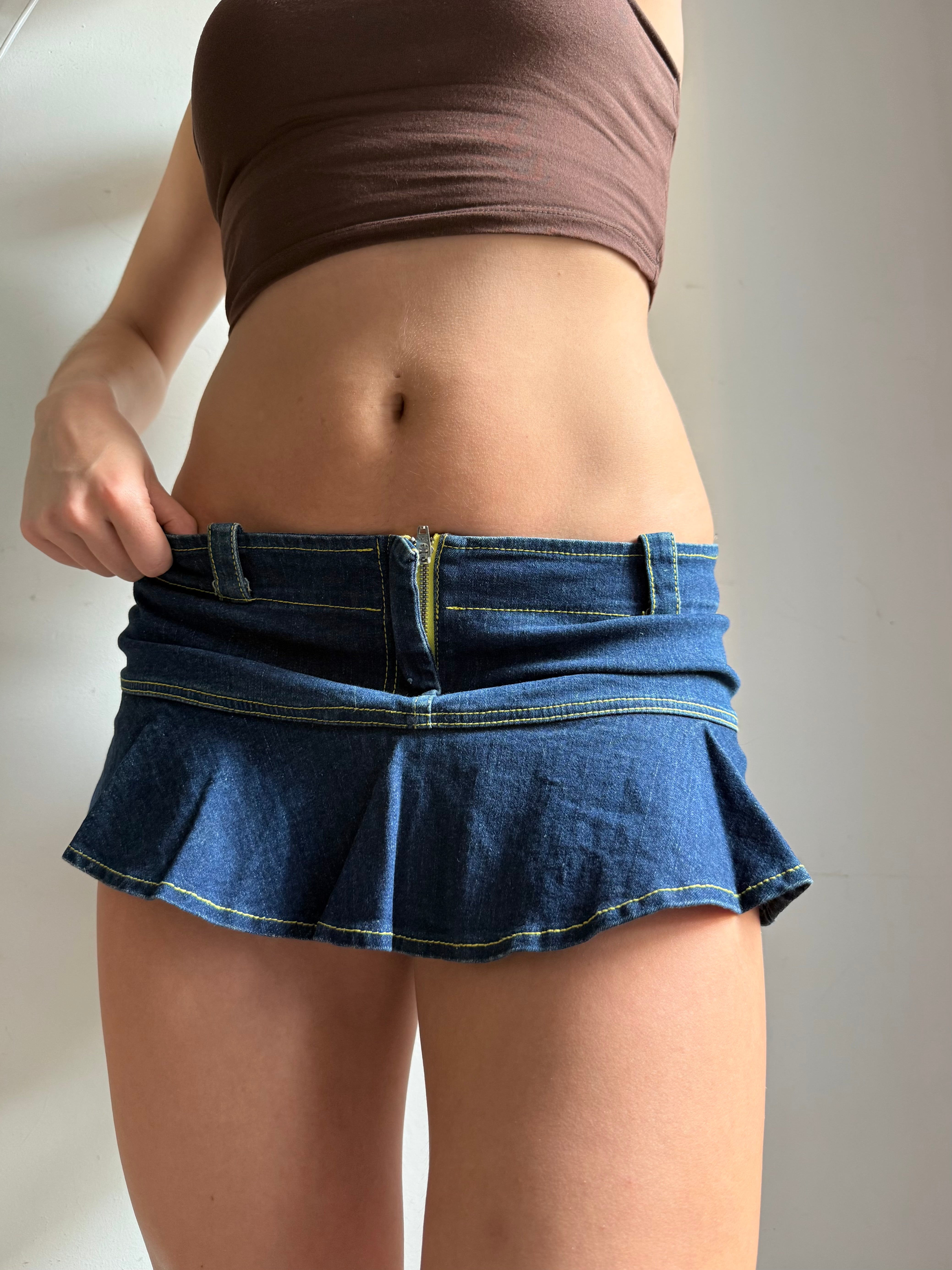 Navy denim low rise micro skirt (M)
