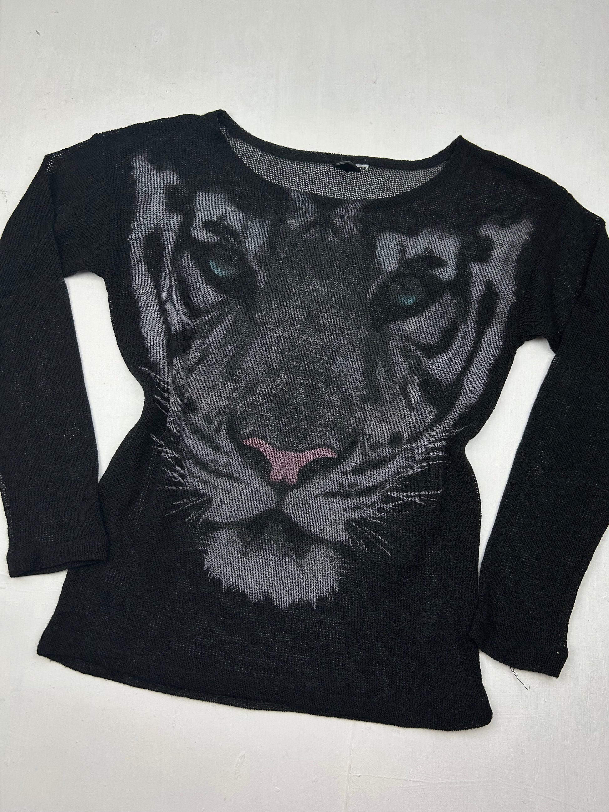 Black tiger jumper (S/M)