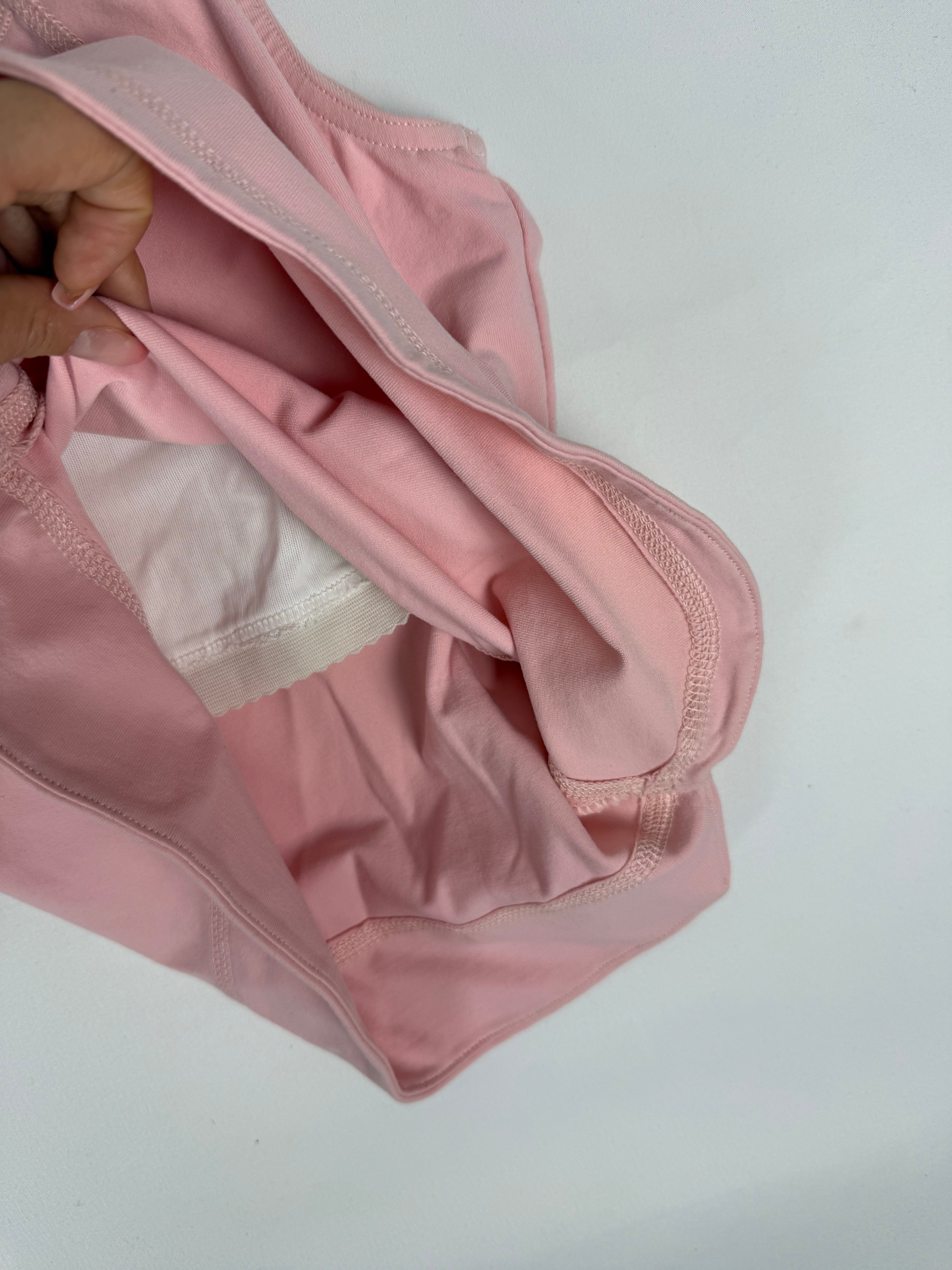 Baby pink activewear top (L)