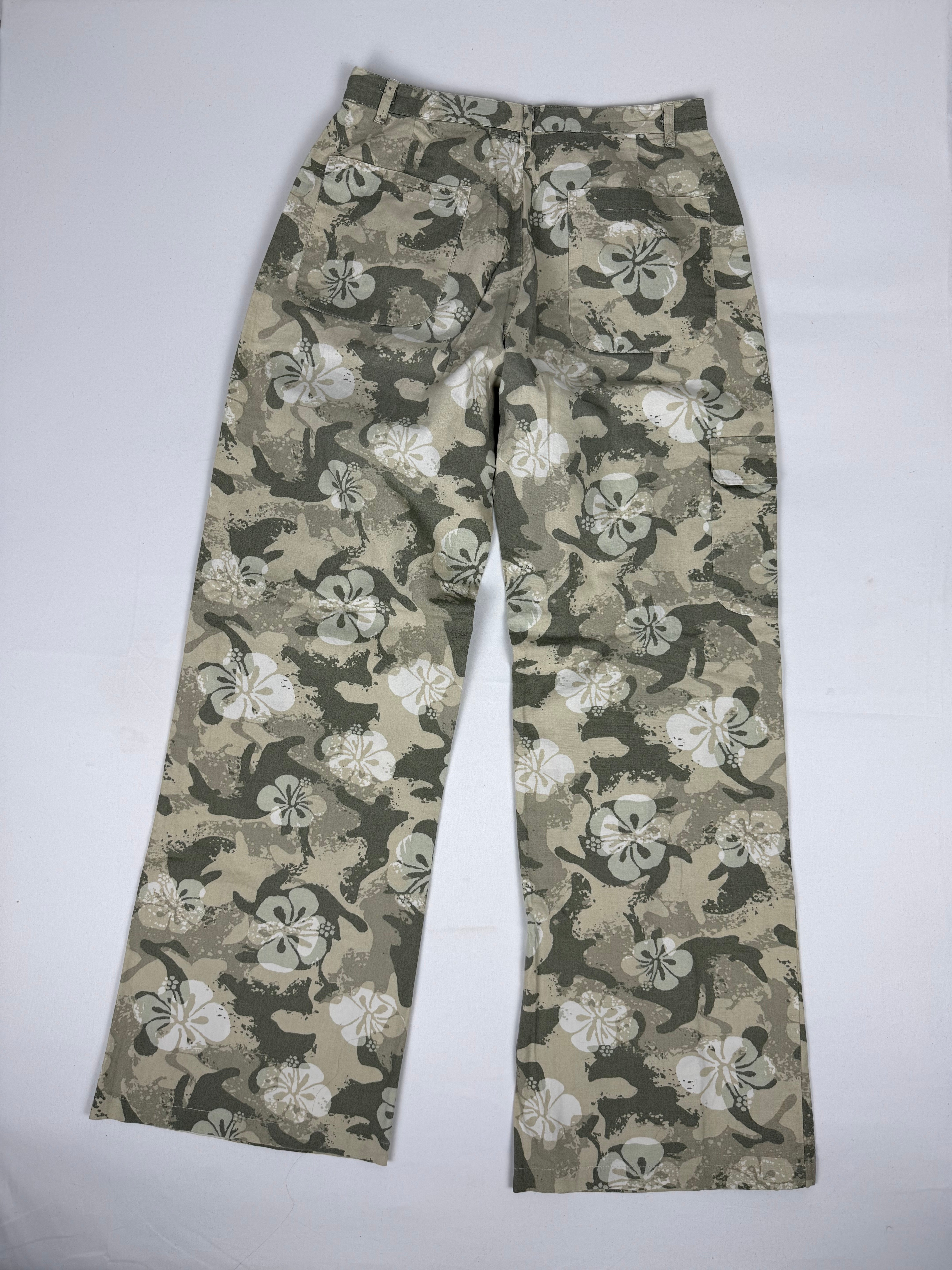 Khaki floral camo print baggy pants (S)