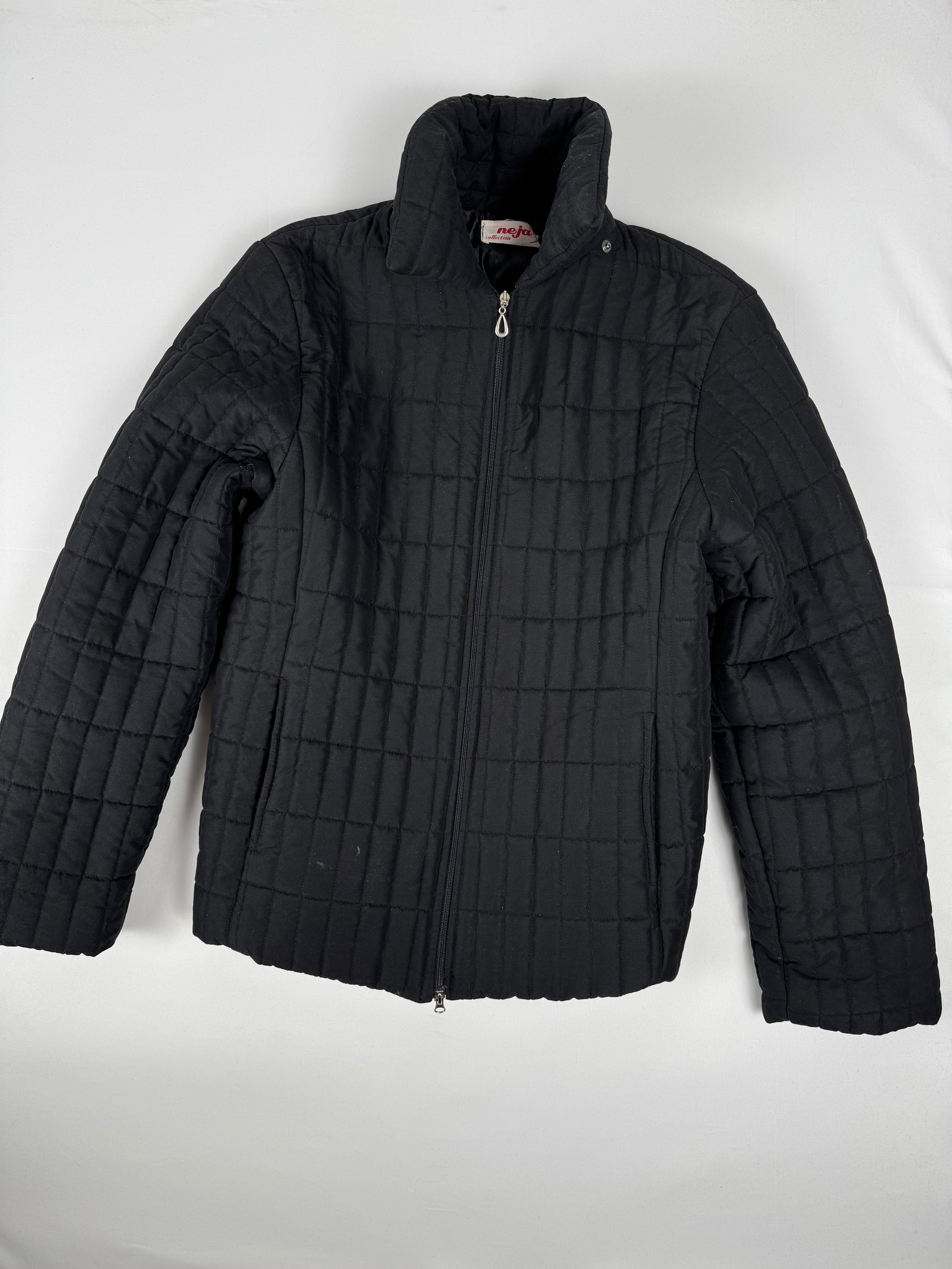 Black lightweight zip up puffer jacket (L)