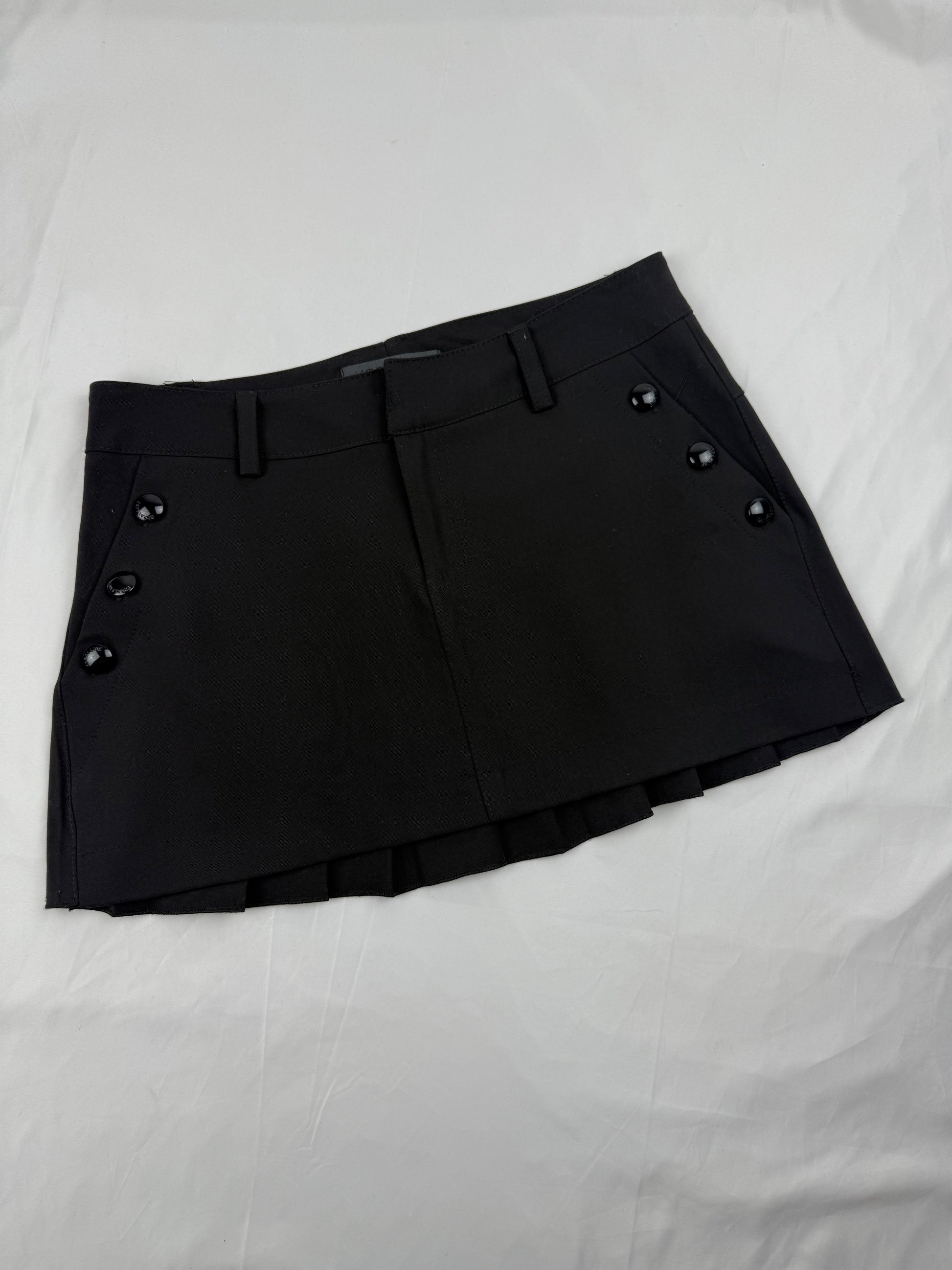 Black pleated low rise mini skirt (S)