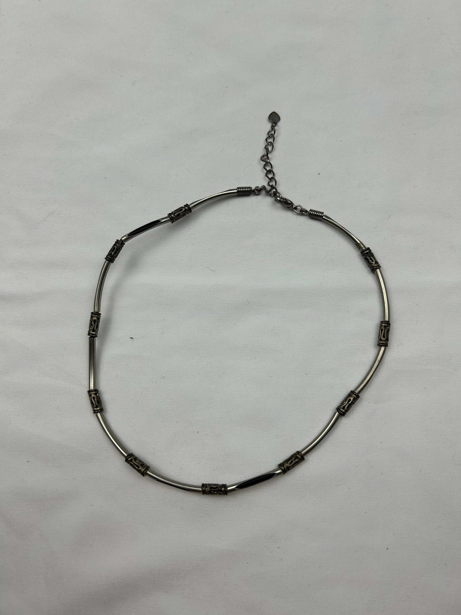 Stainless steel silver pearls necklace