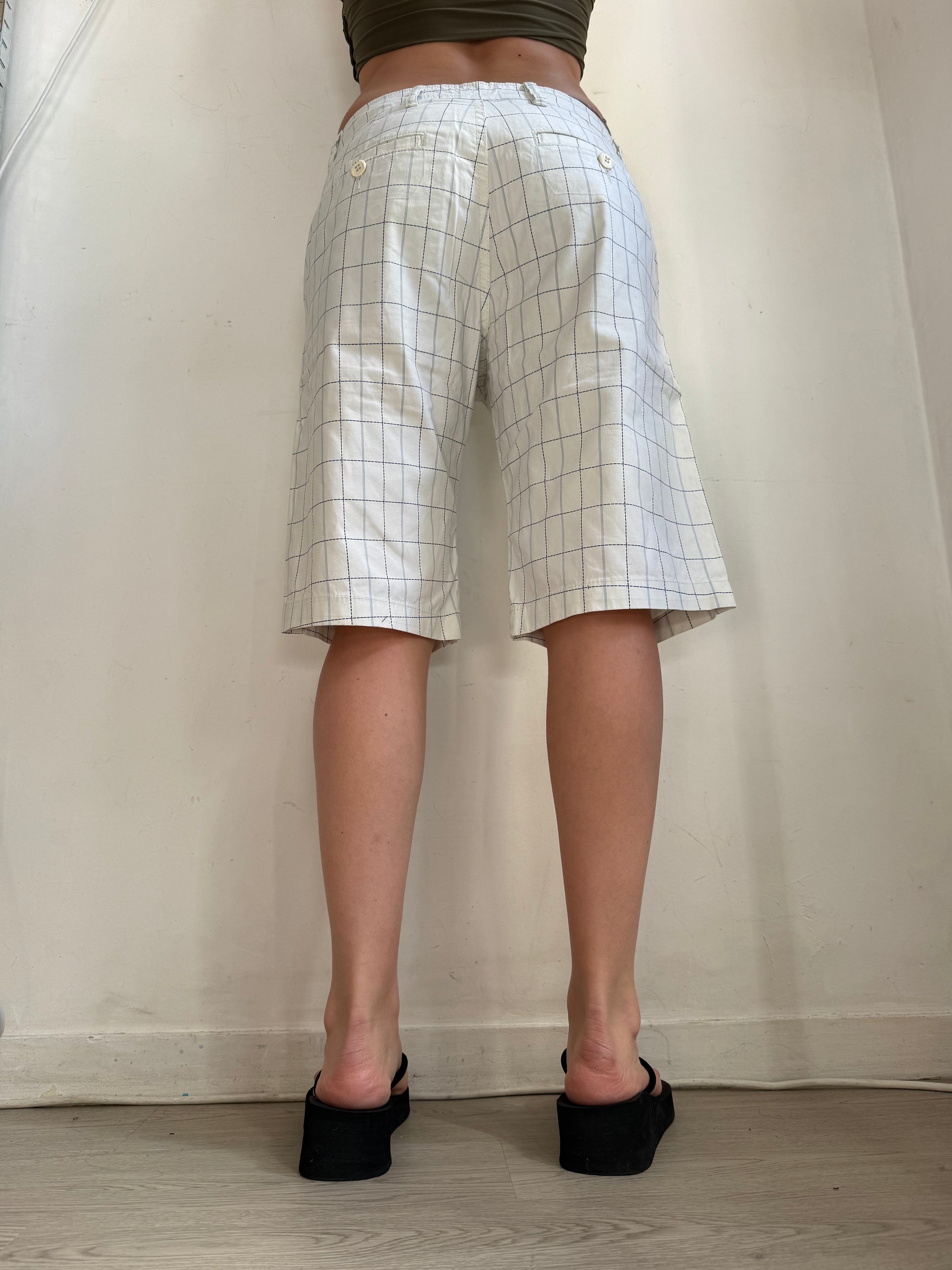 White check print cotton low rise mid short (M)