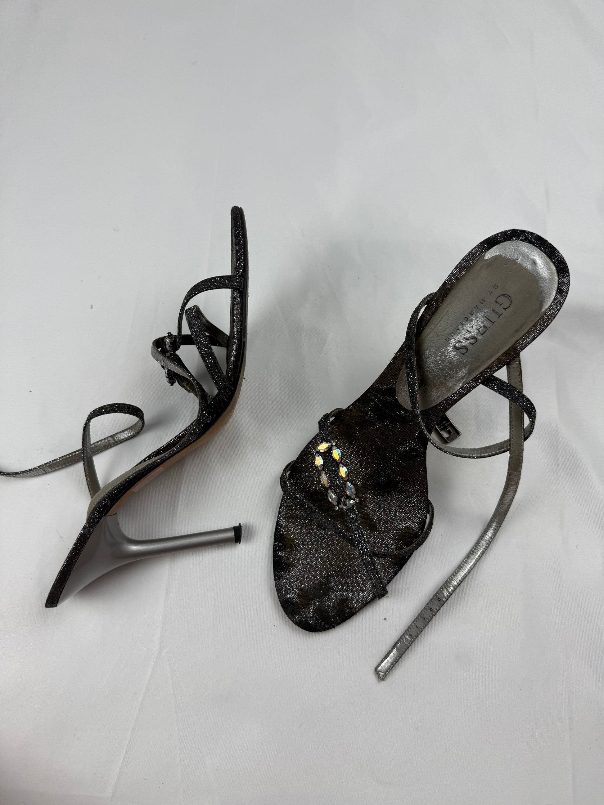 Silver rhinestones heels (38)