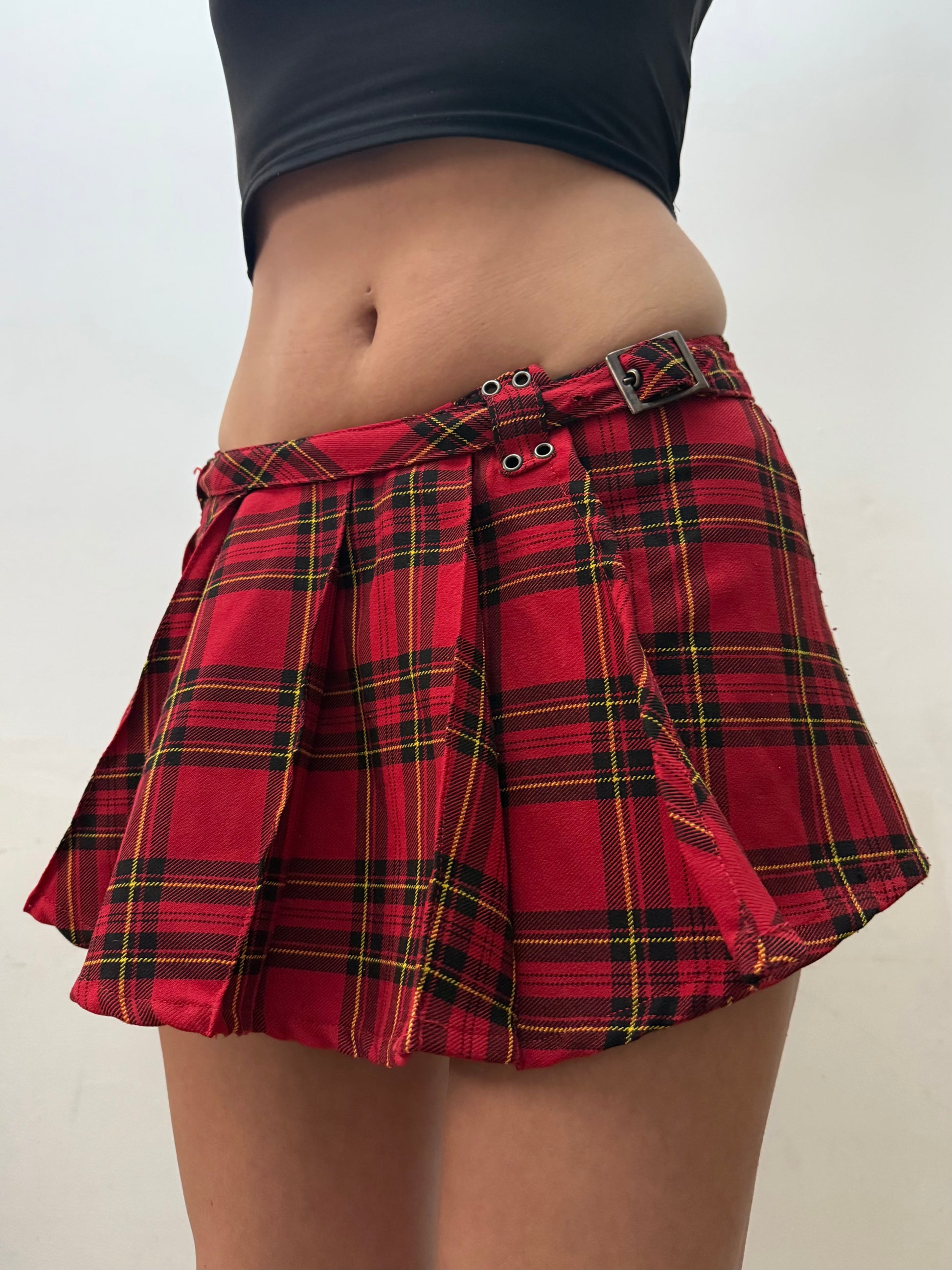 Red check print pleated mini skirt (XS/S)