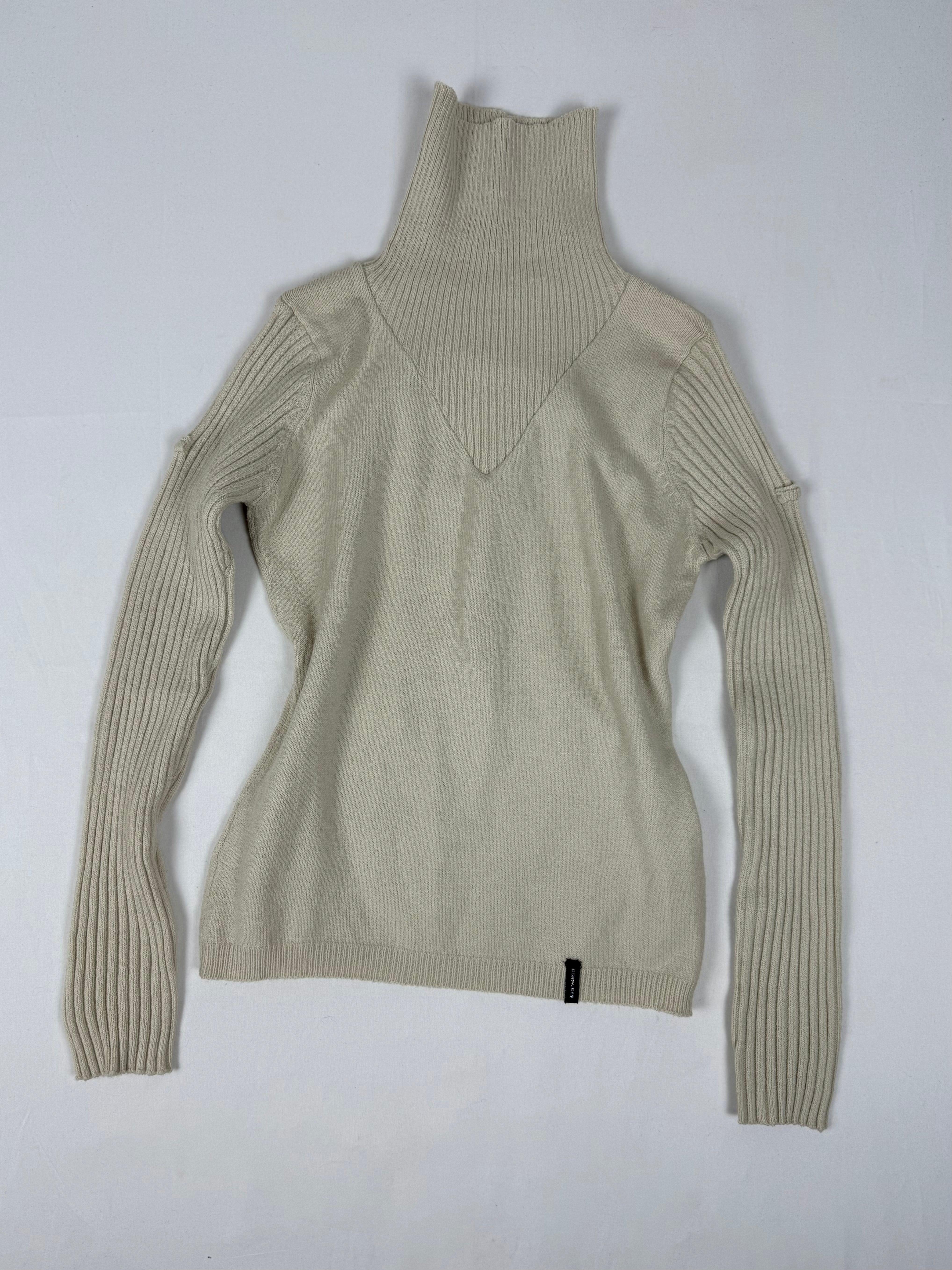 Beige turtleneck jumper (S)