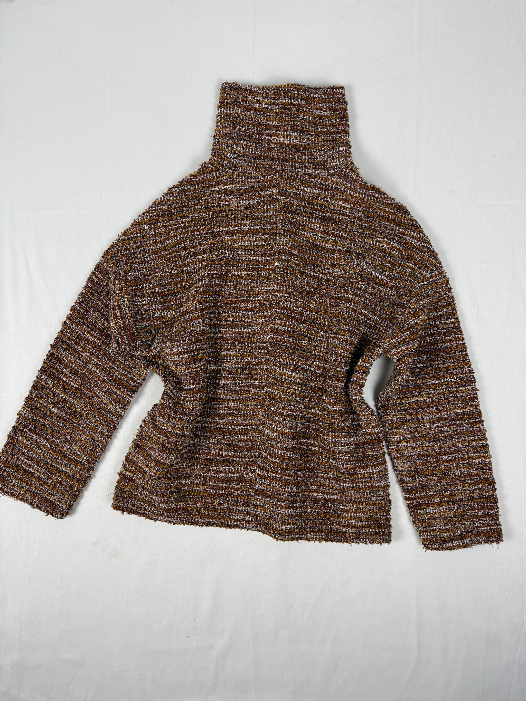 Beige turtleneck jumper (S/M)