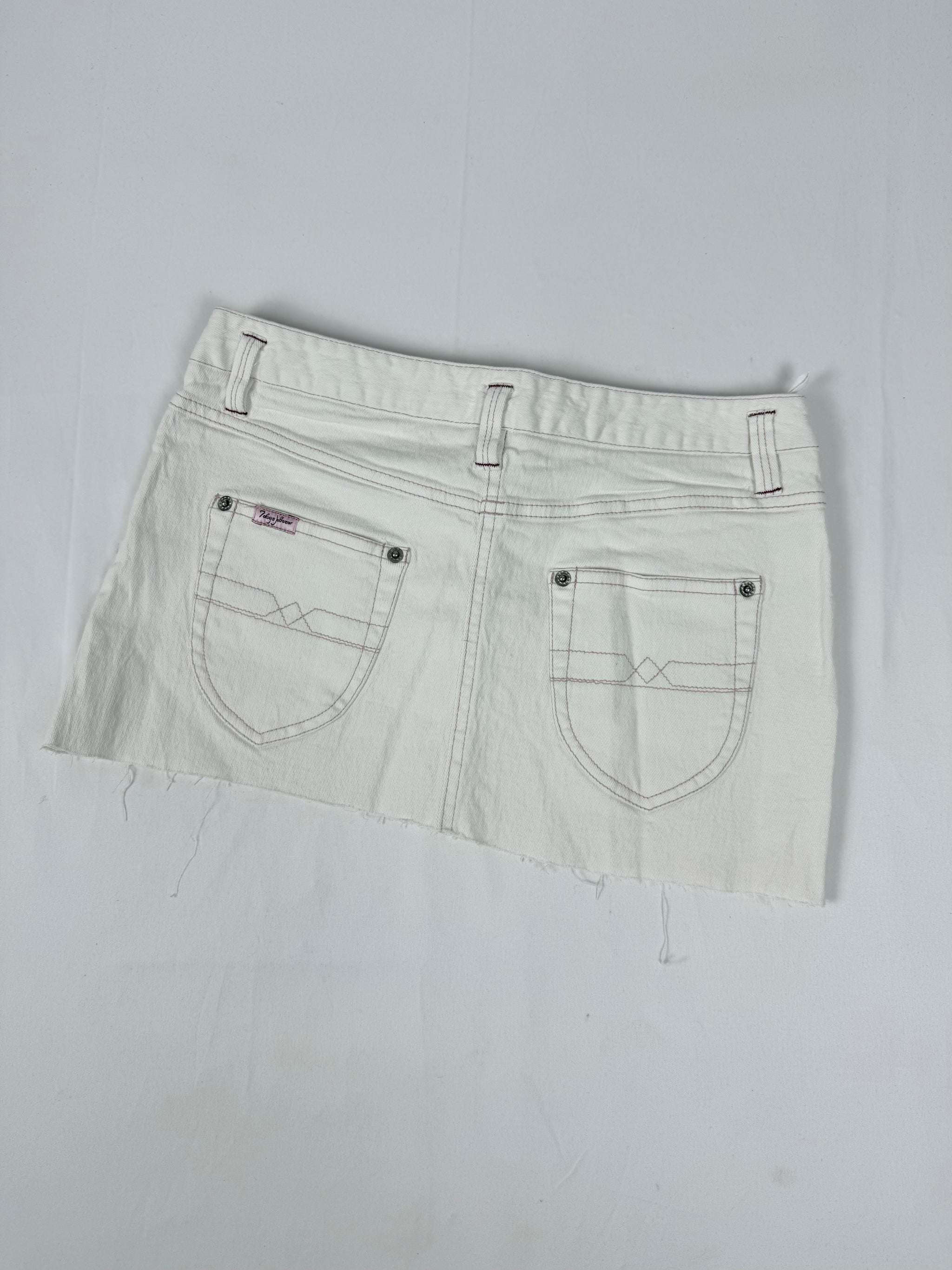 White denim low rise mini skirt (S)