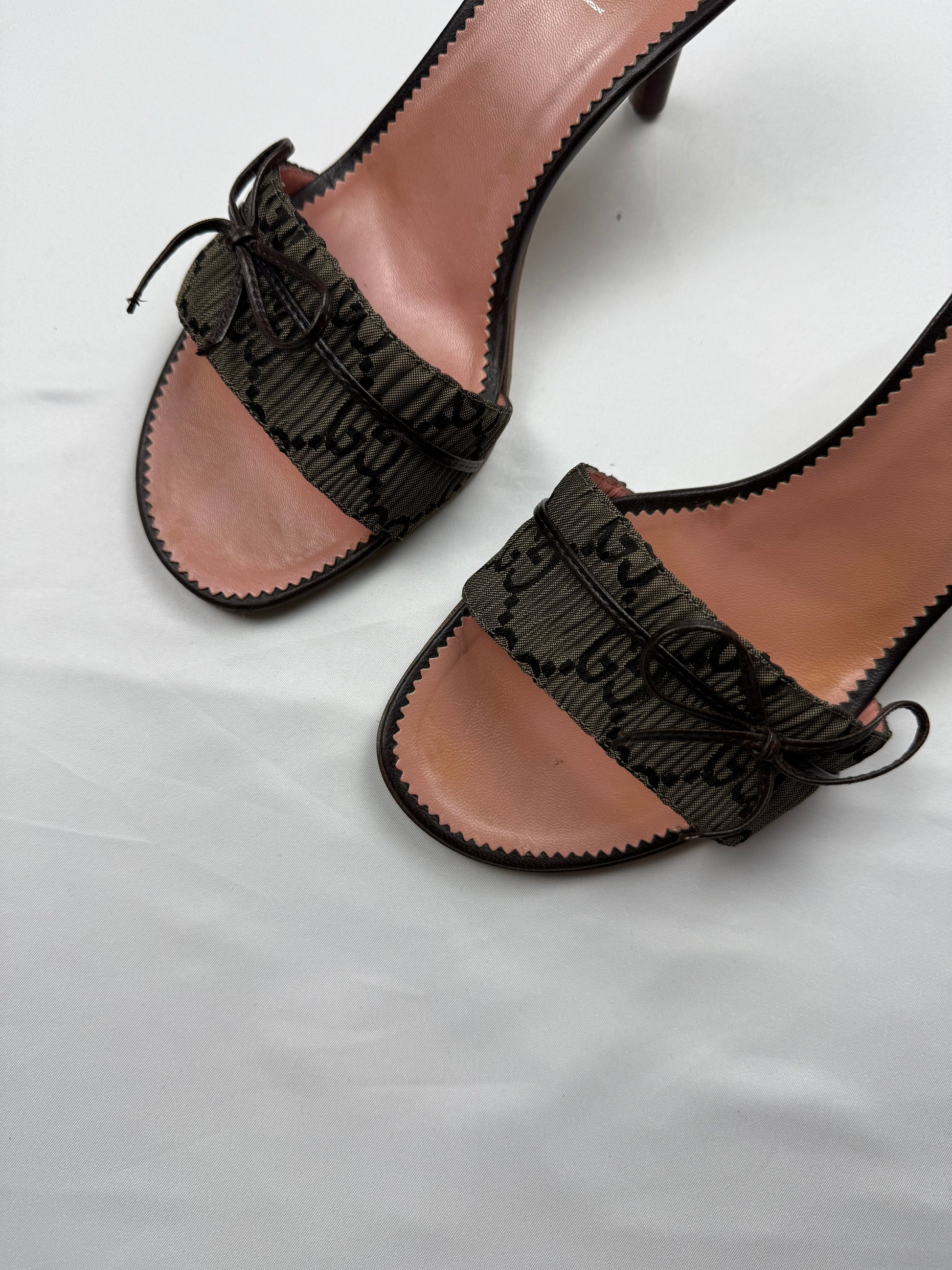 Brown monogram kitten heels mules (37.5)