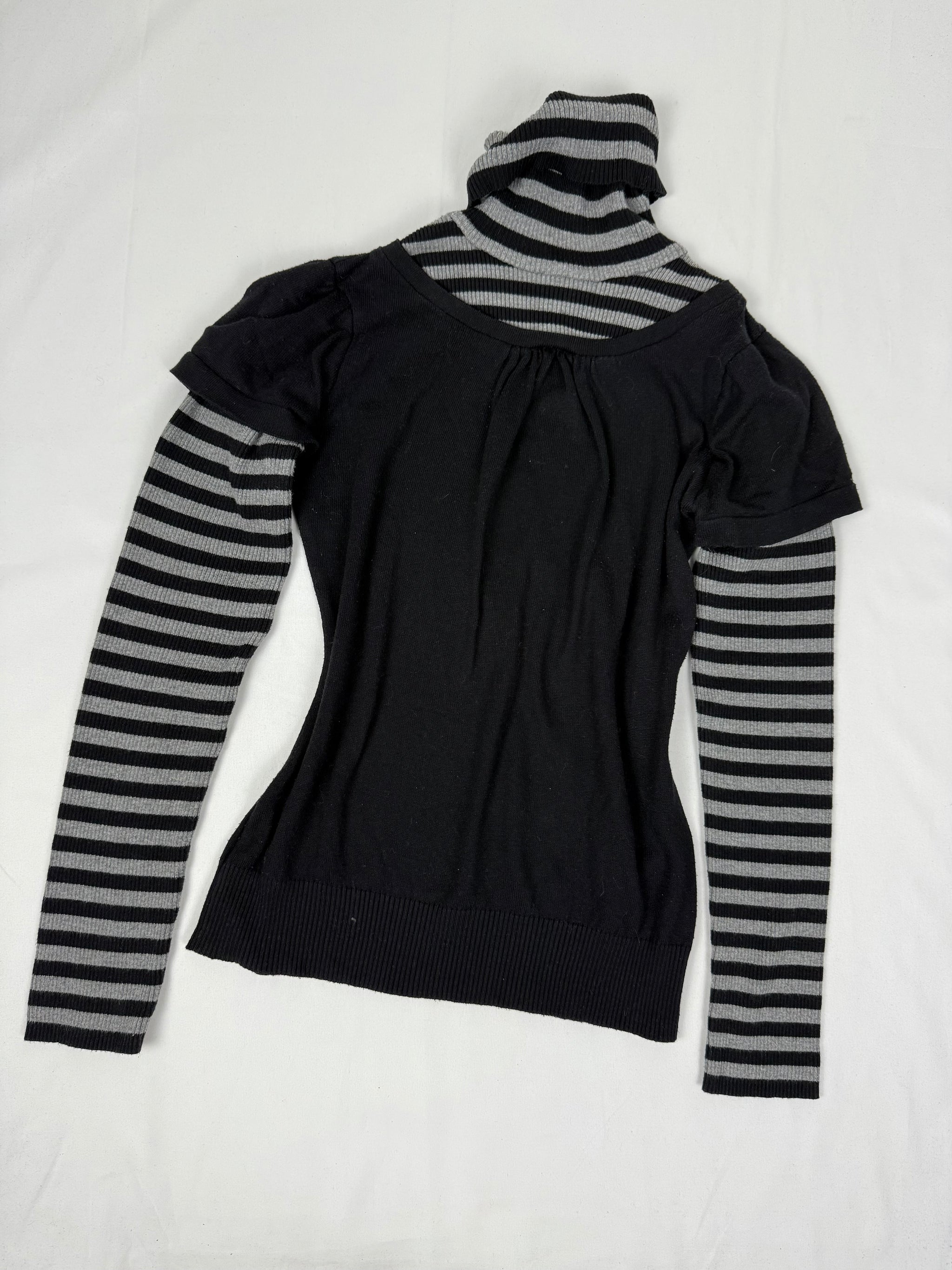Black striped turtleneck 2 in 1 short sleeves jumper (S/M)