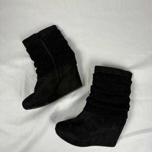 Black suede winter wedge boots (37)
