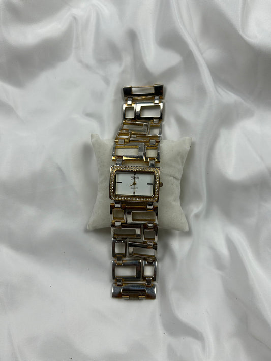 Vintage stainless steel gold bracelet watch jewelry