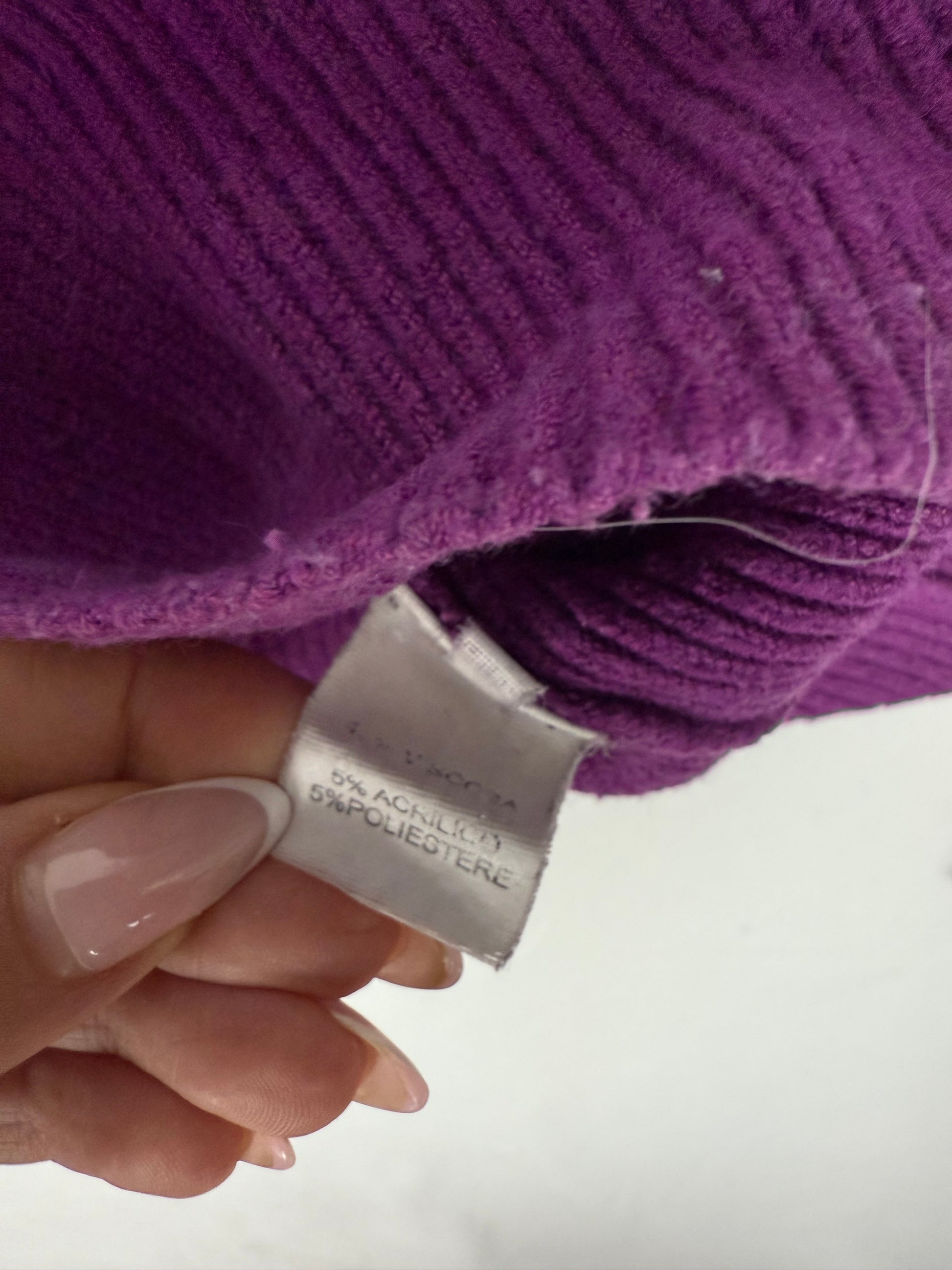 Purple V neck jumper (S)