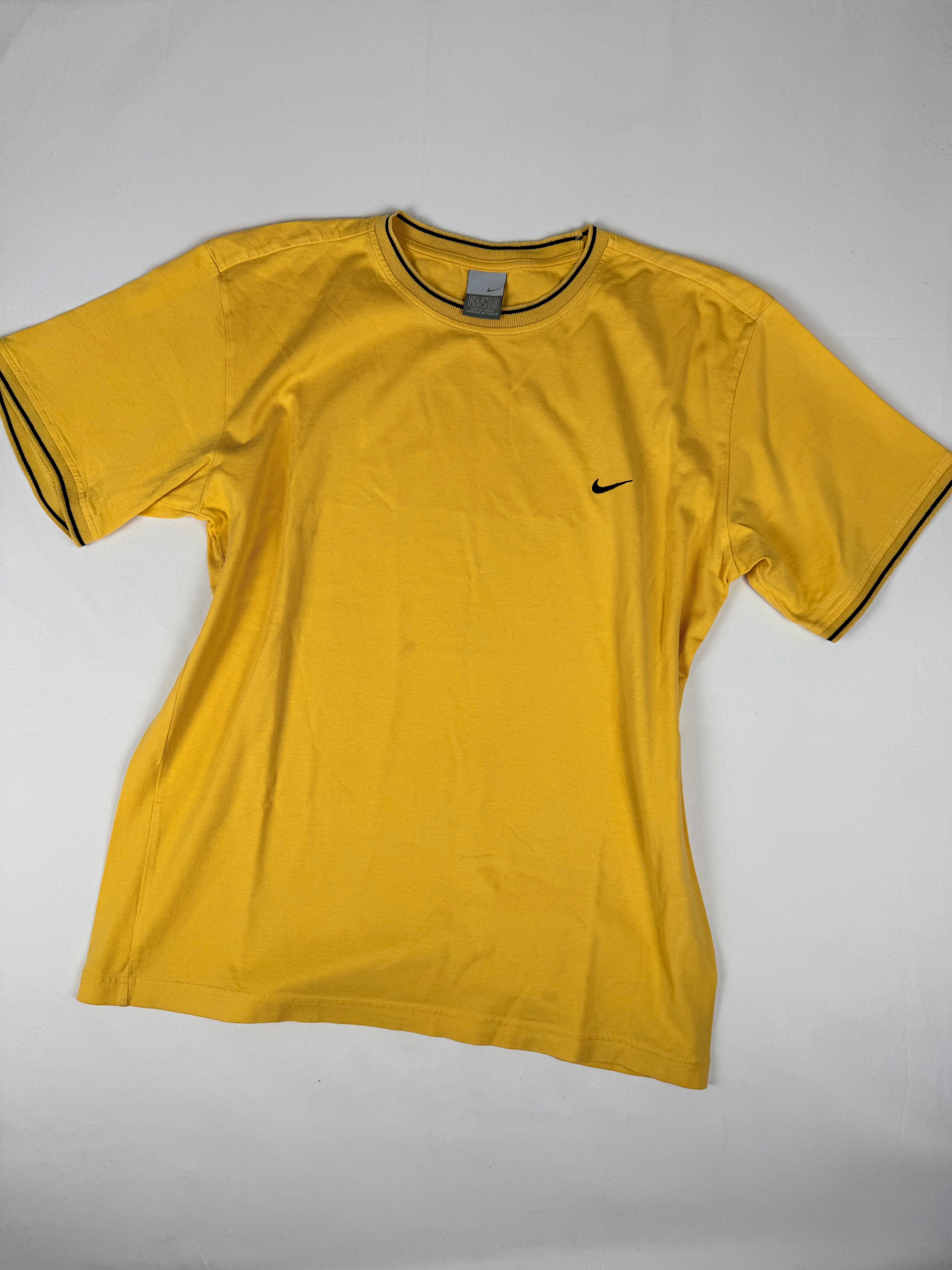 Yellow swoosh logo cotton tee (XL)