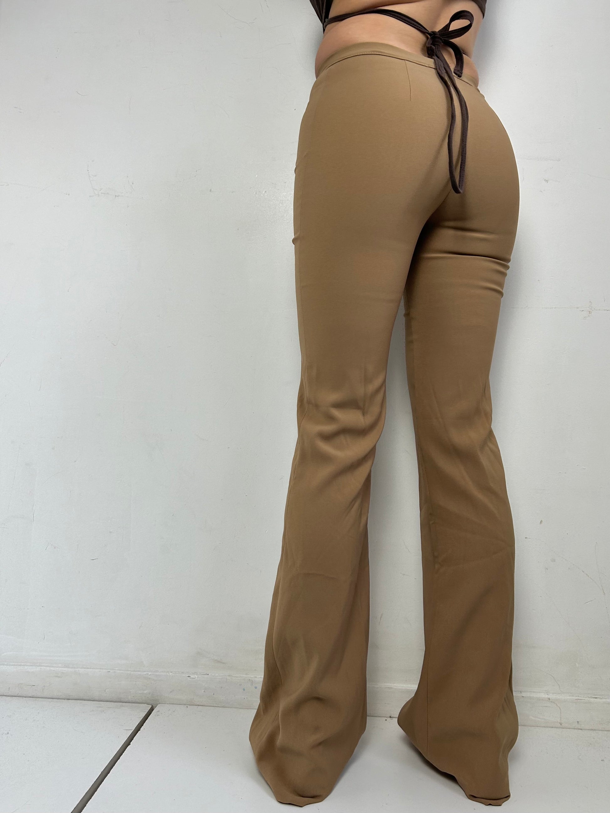 Camel mid rise flare office pants (XS/S)