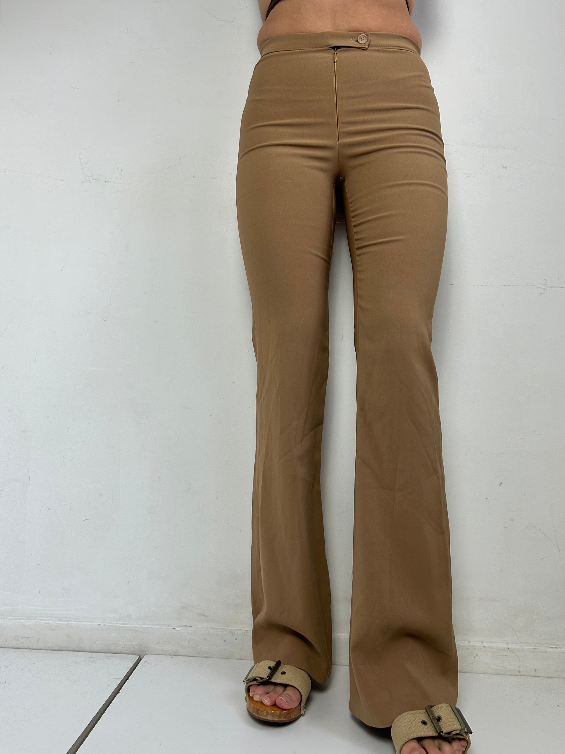 Camel mid rise flare office pants (XS/S)