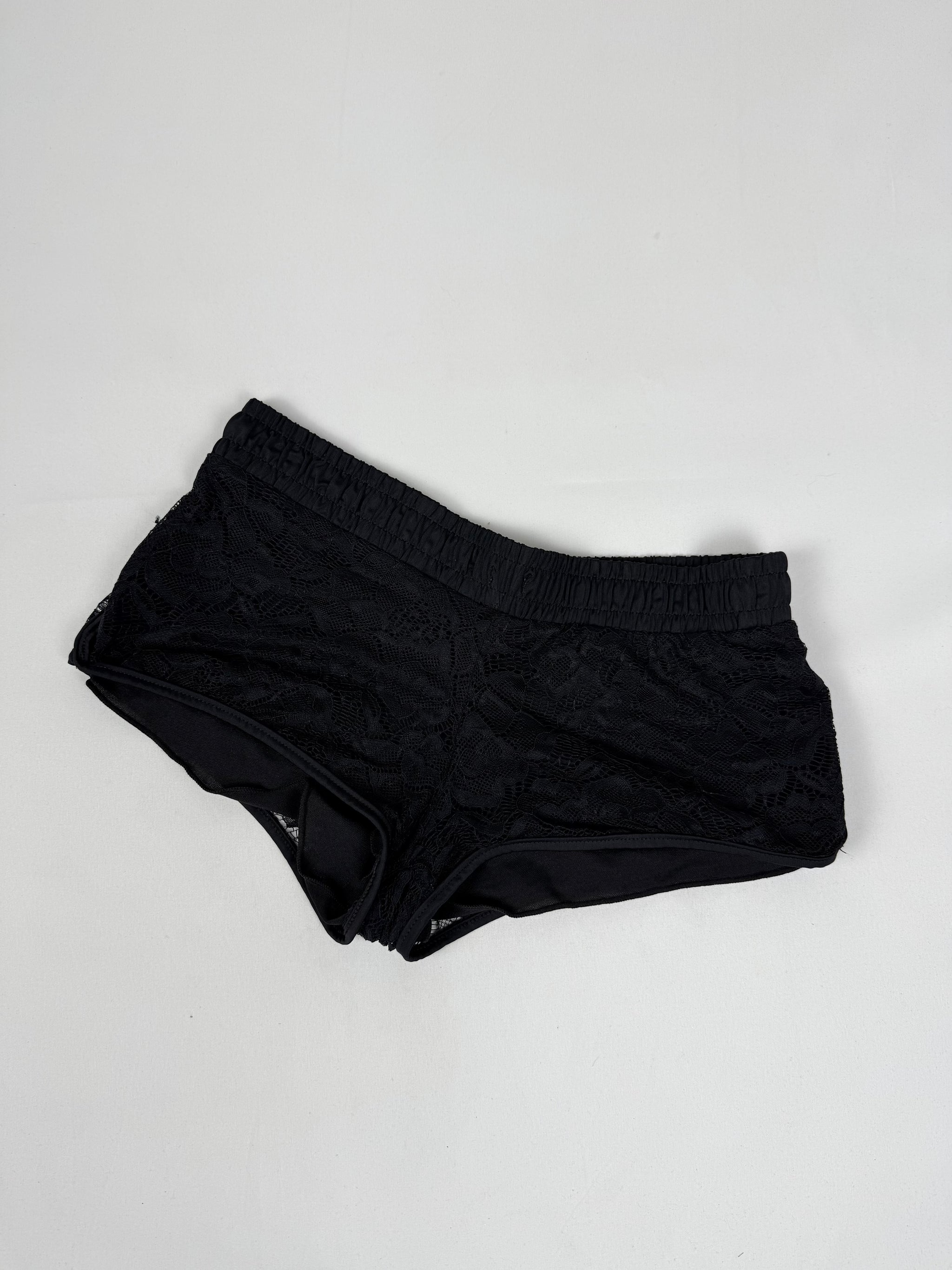 Black mesh lined low rise mini short (S)