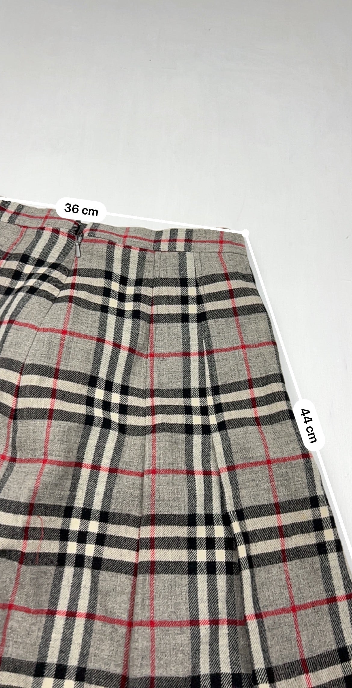 Grey check print wool  pleated skirt (S/M)