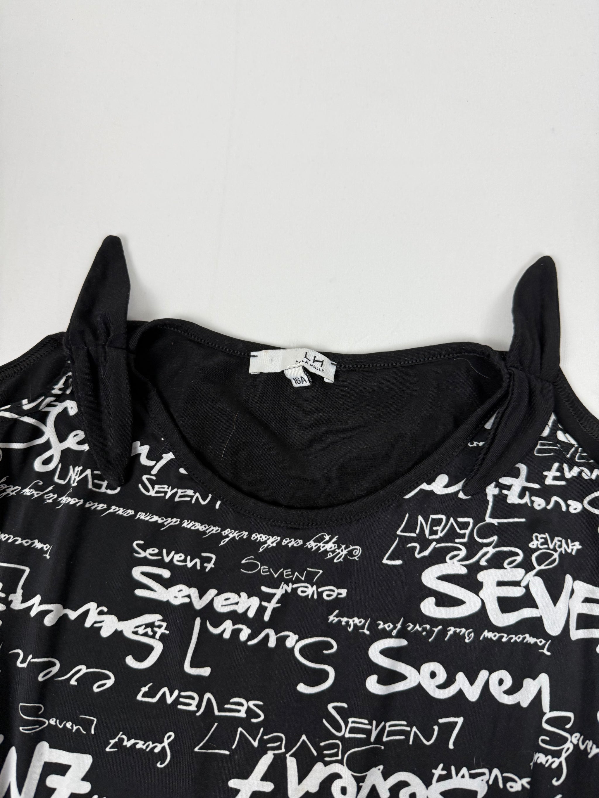 Black graphic tight fit top (S)