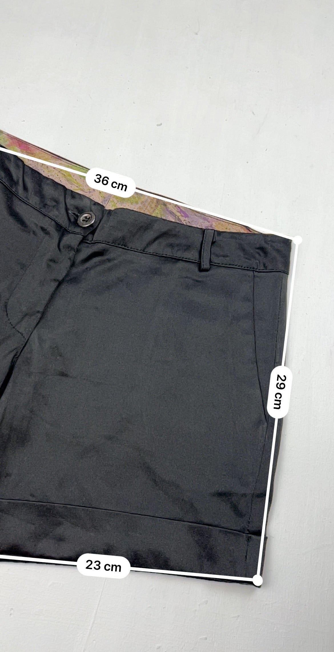 Black silky office mini short (S/M)
