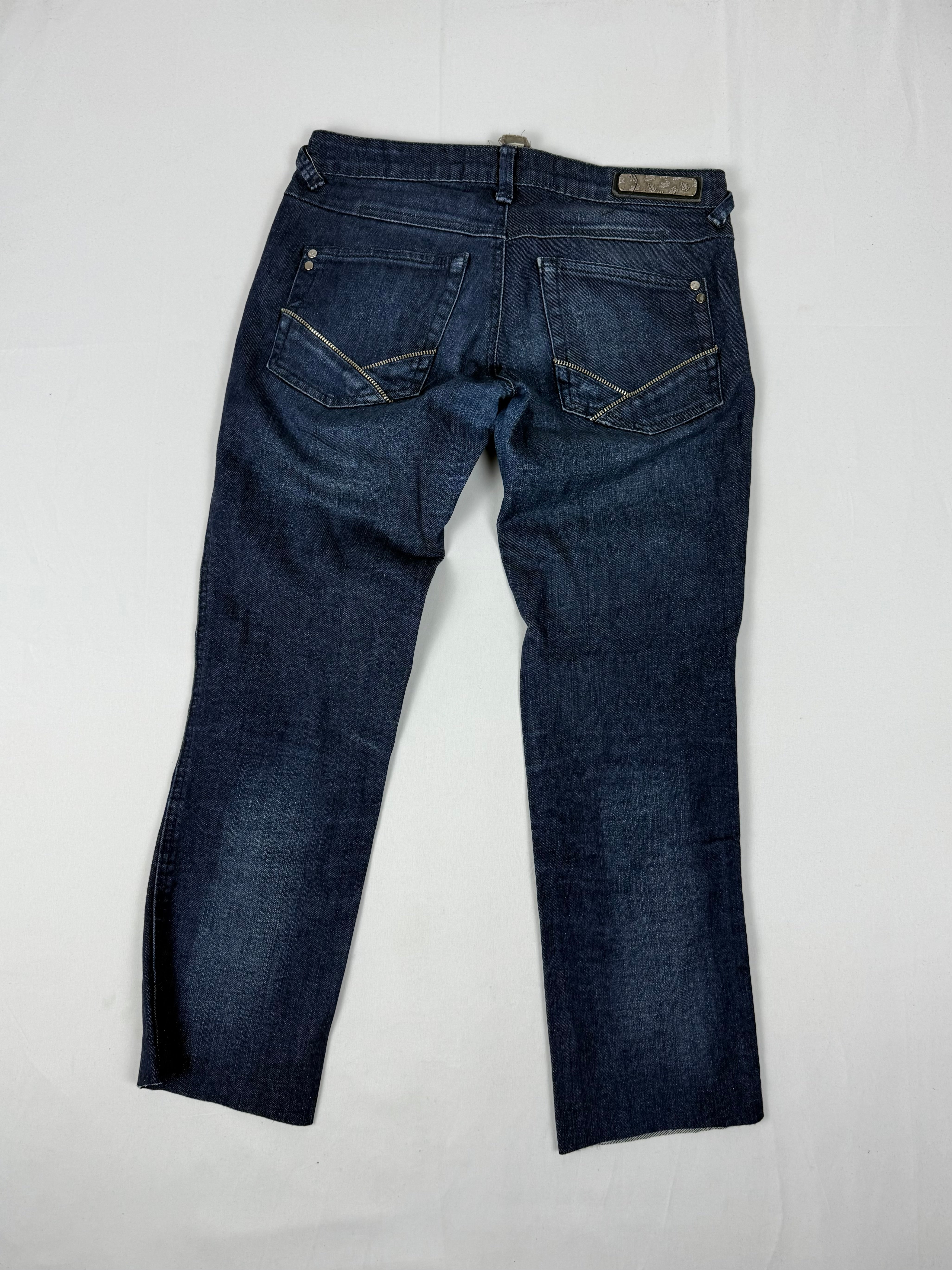 Navy denim low rise capri pants (S/M)