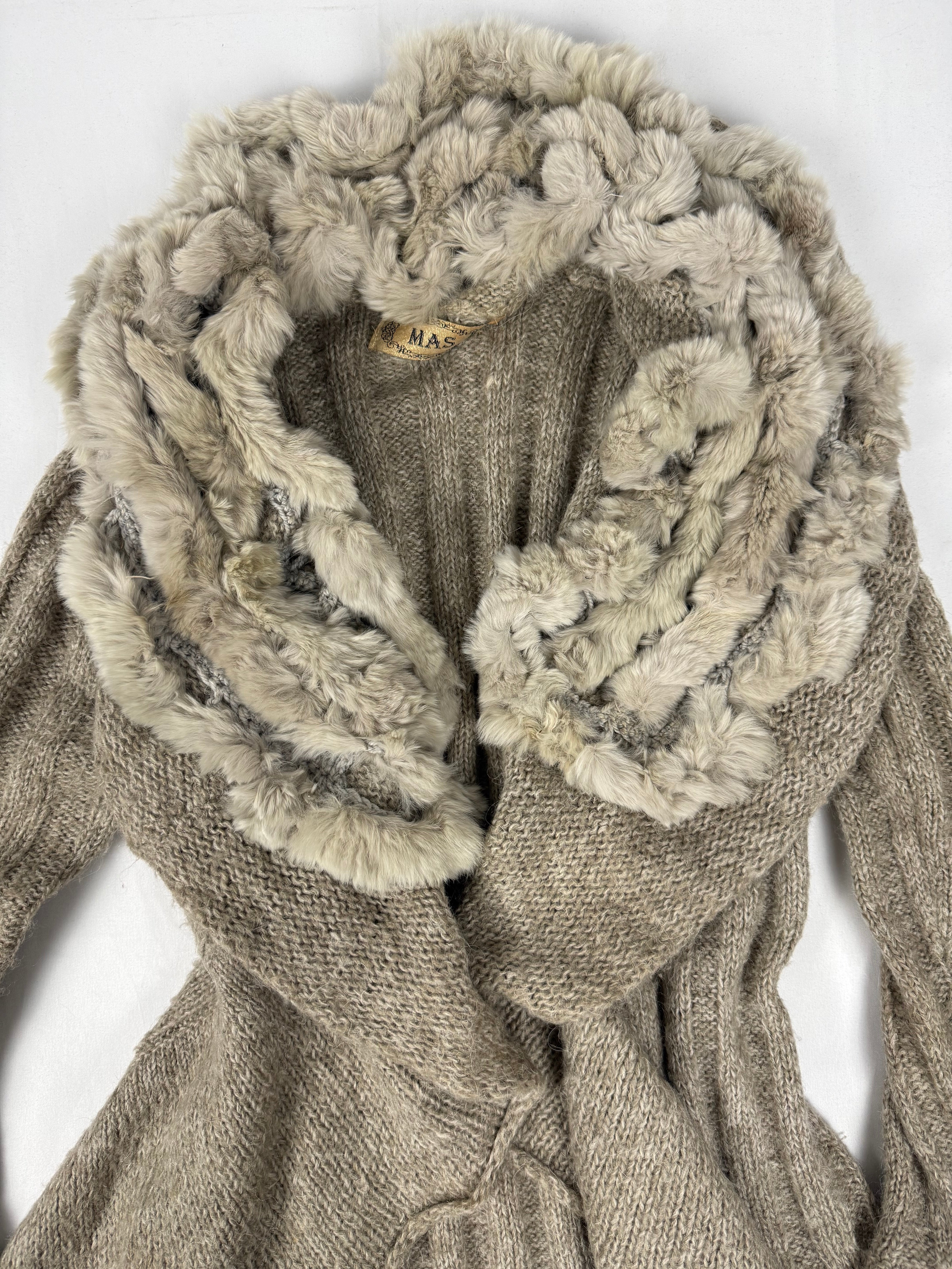 Beige fur neck cardigan jumper (L)