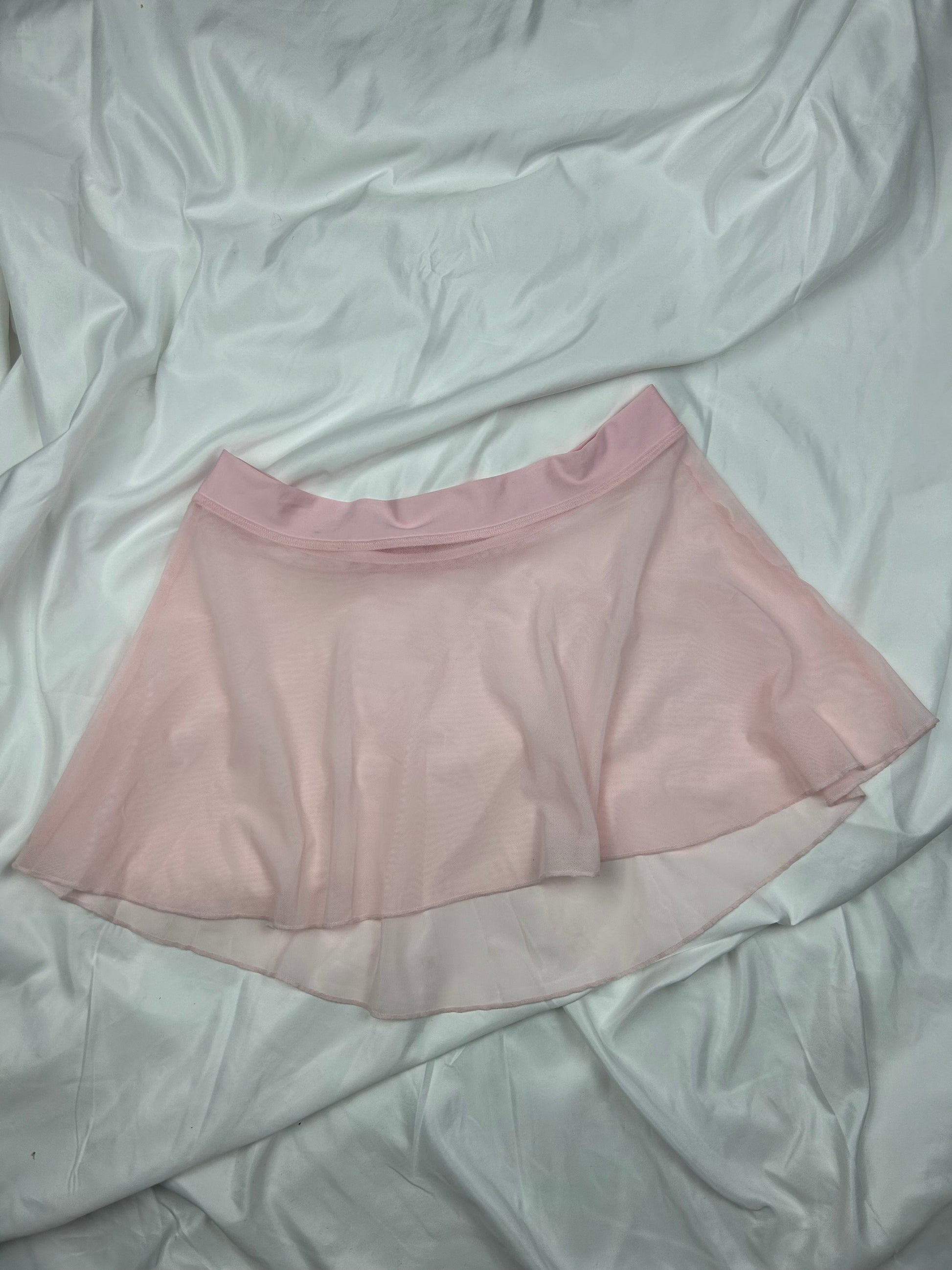 Baby pink mesh mini / micro low rise pleated skirt (S)