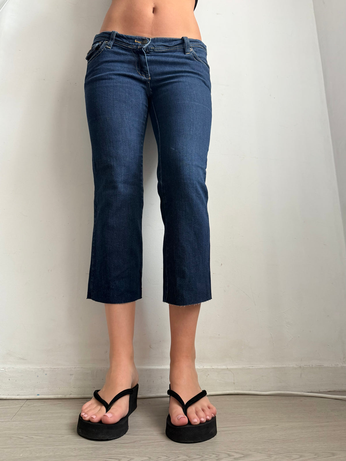 Navy denim ultra low rise capri pants (S)