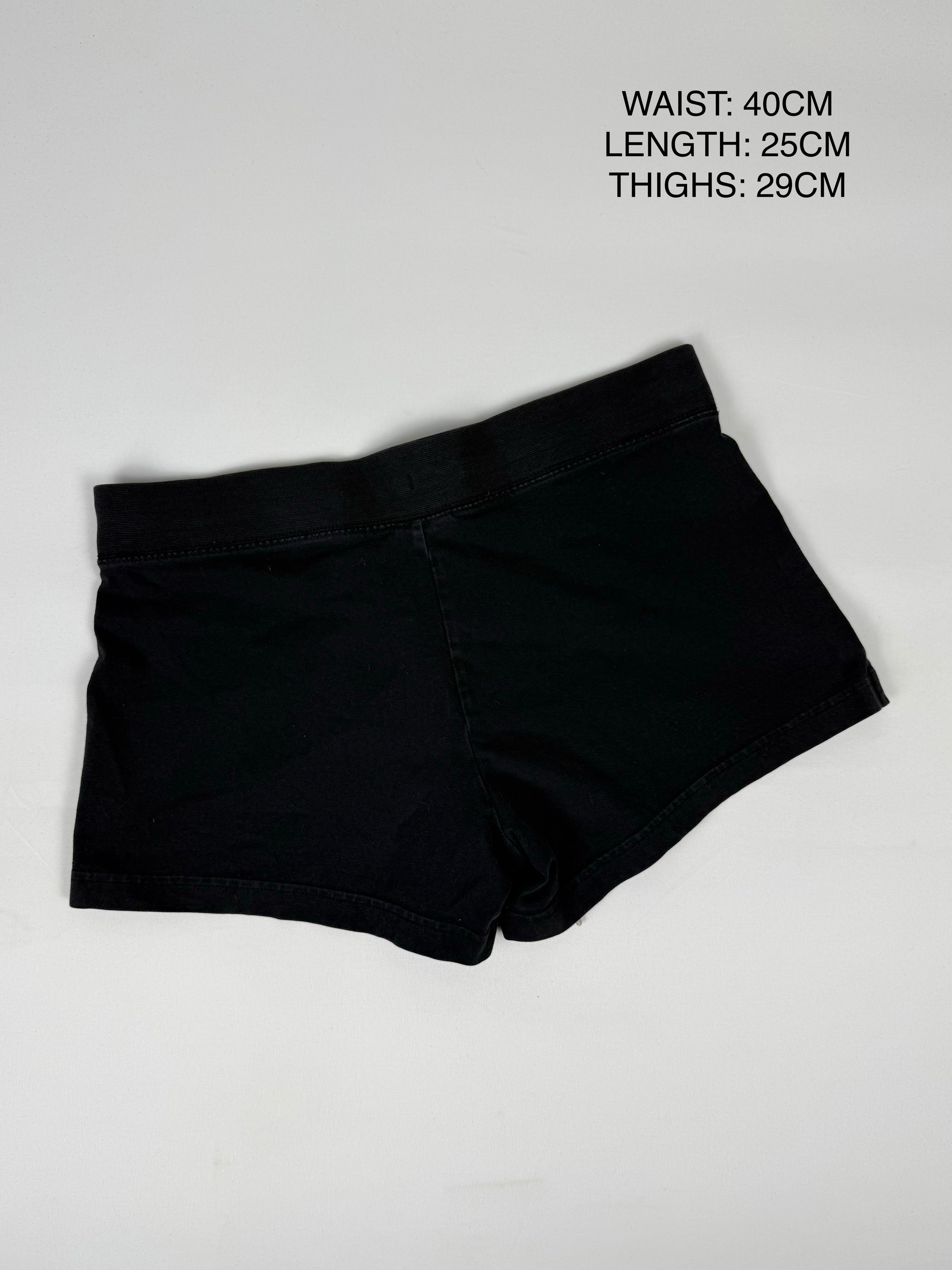 Black activewear mini short (M)