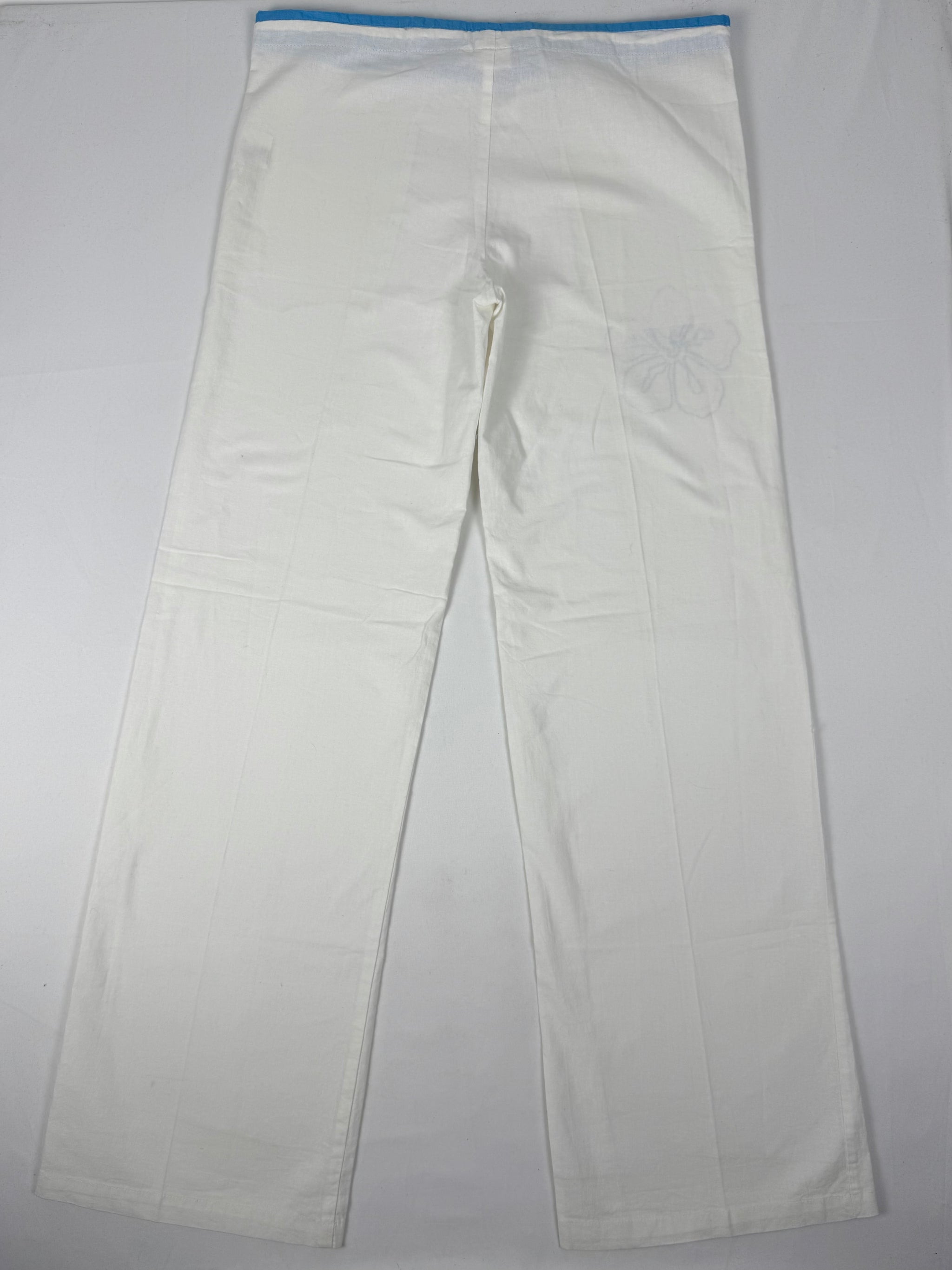 White low rise baggy pants (M/L)