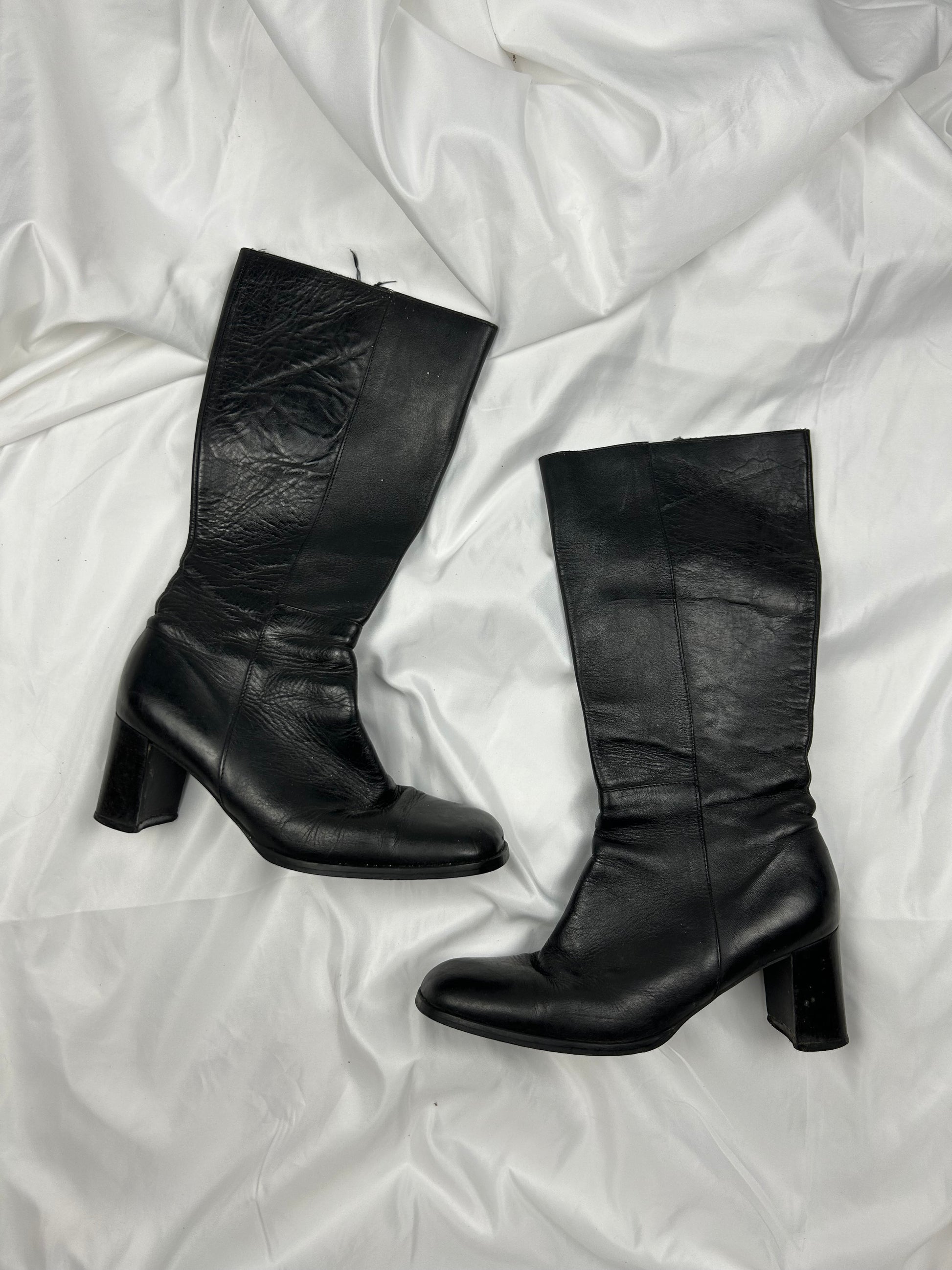 Black leather square heels boots (38)