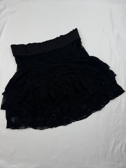 Black lace pleated low rise mini skirt (S)