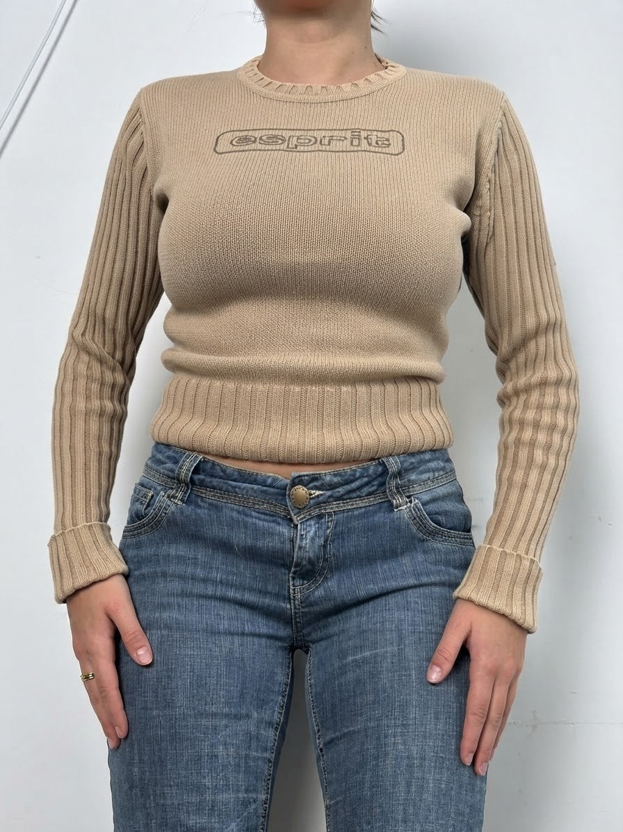 Beige knitted jumper (S)
