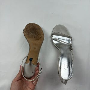 White real leather kitten heels (35/36)